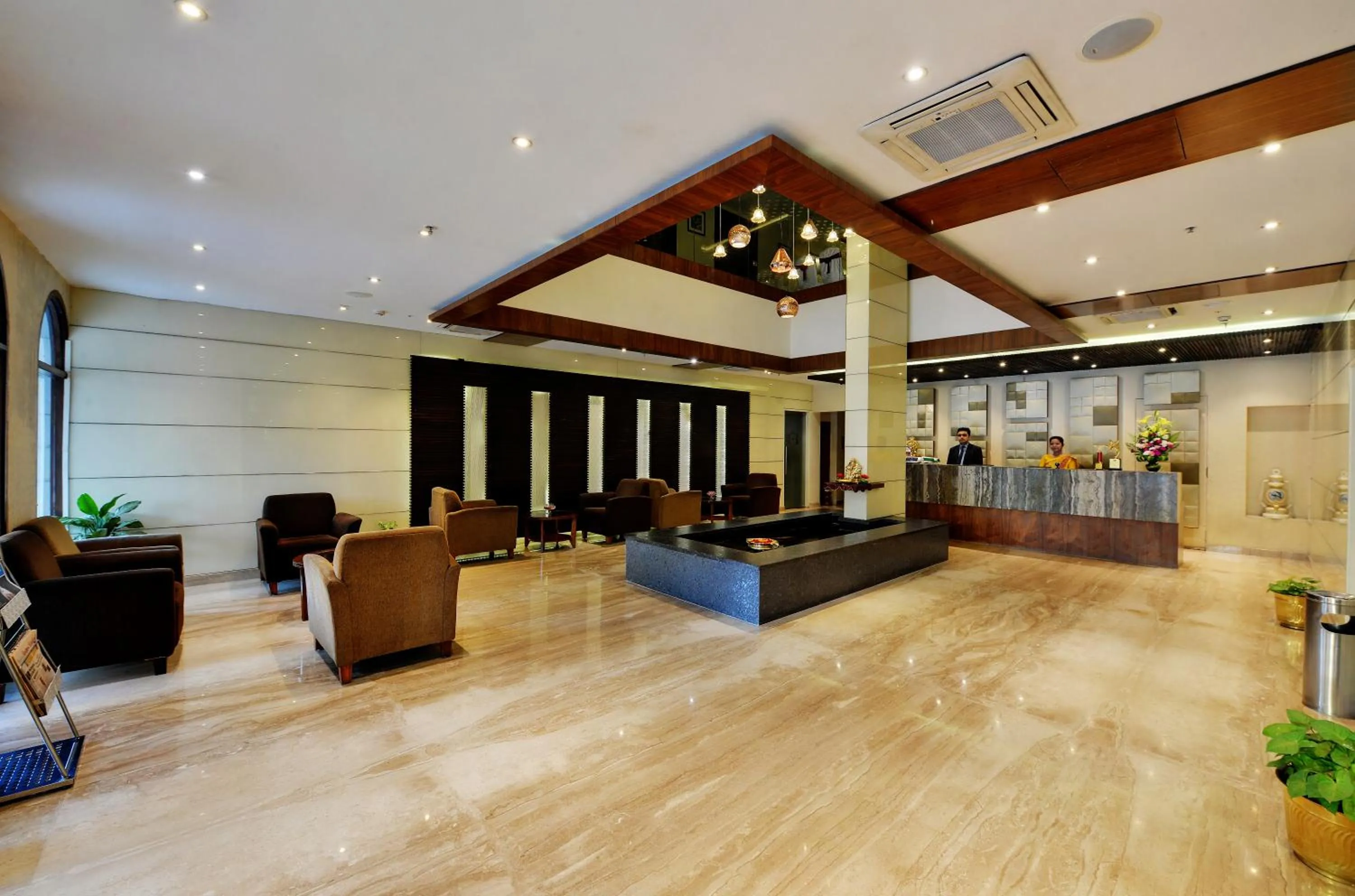 Lobby or reception in Hotel Ramanashree Richmond