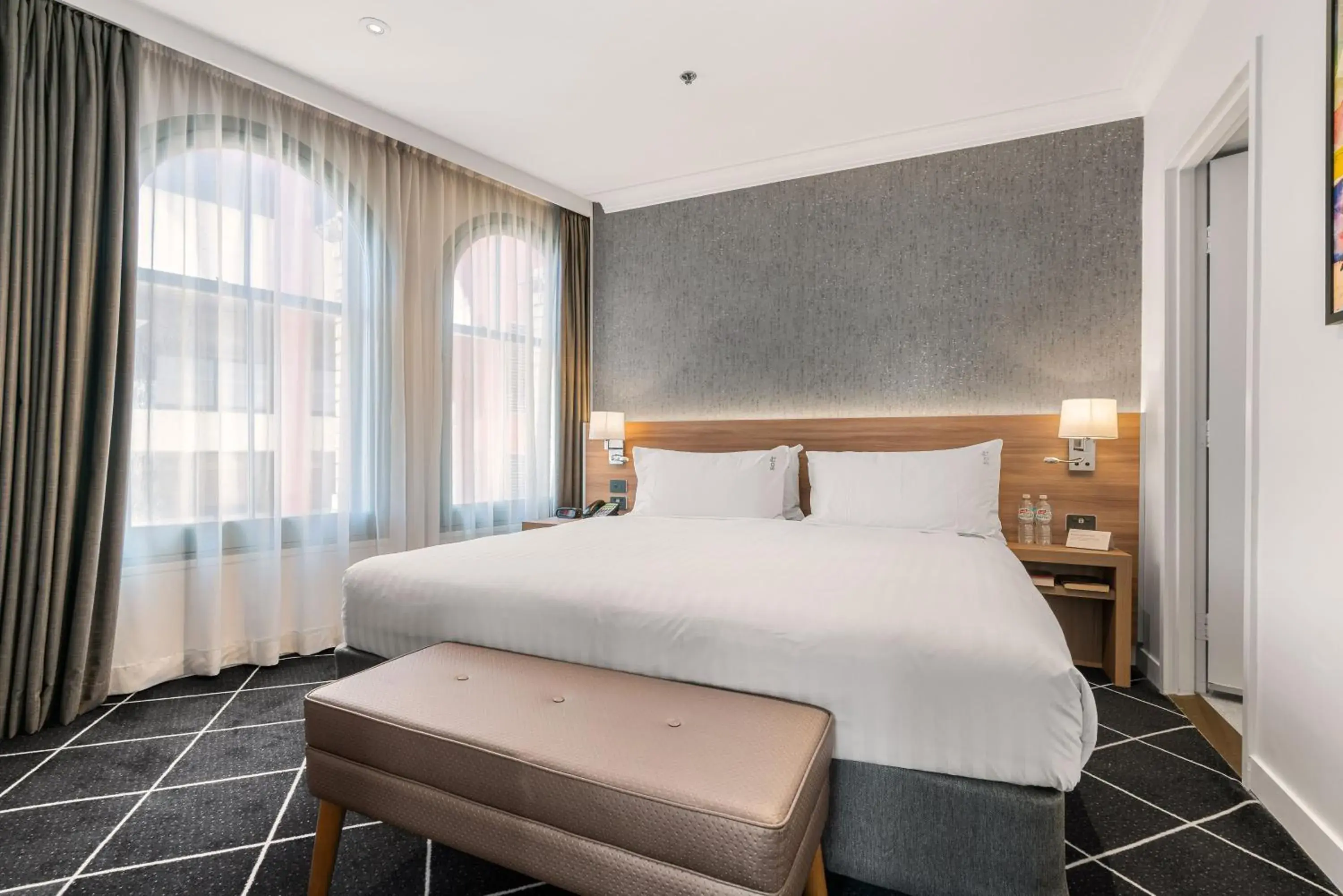 Bedroom, Bed in Furama Darling Harbour Bedroom, Bed in Furama Darling Harbour