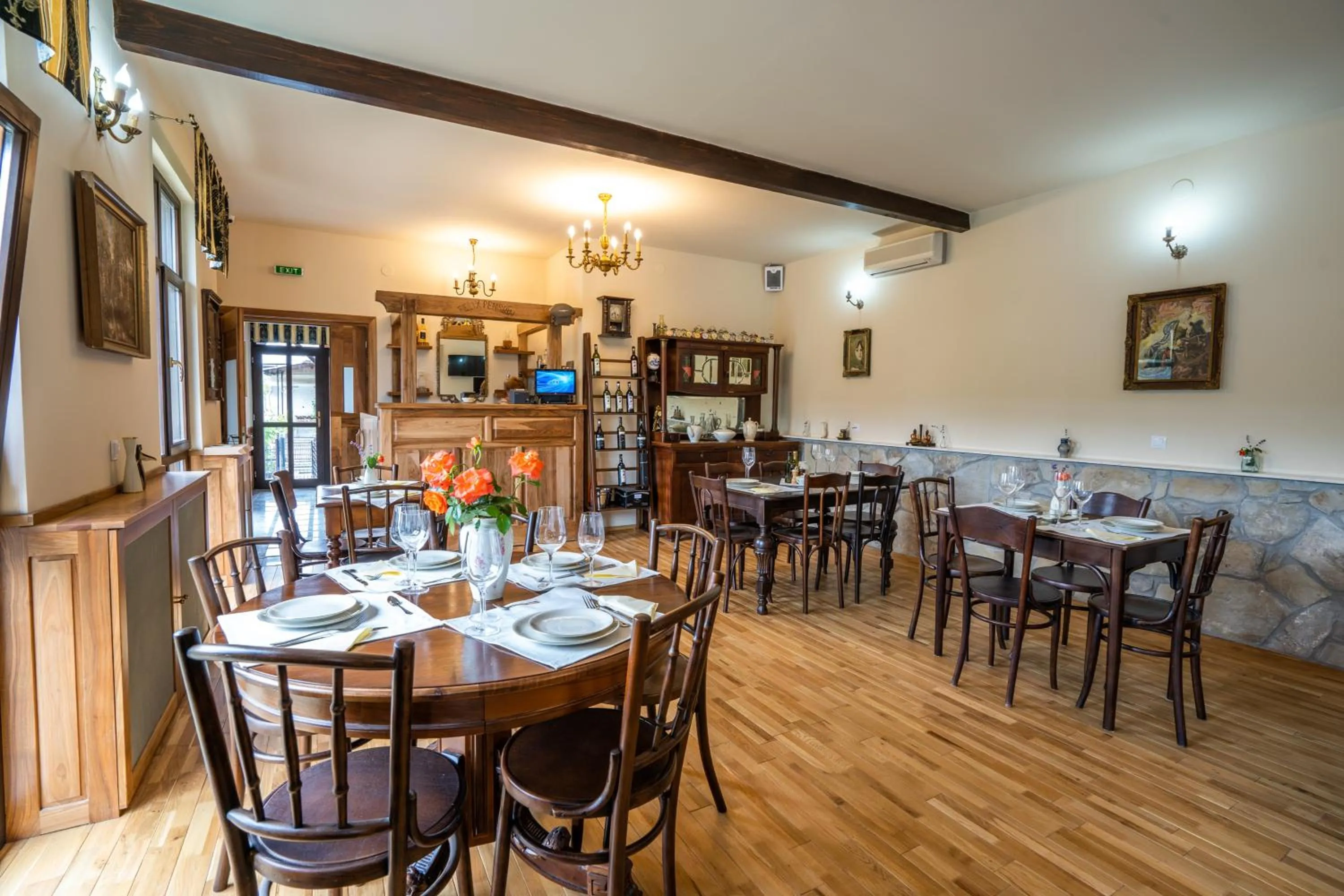 Restaurant/places to eat in Felix Pension