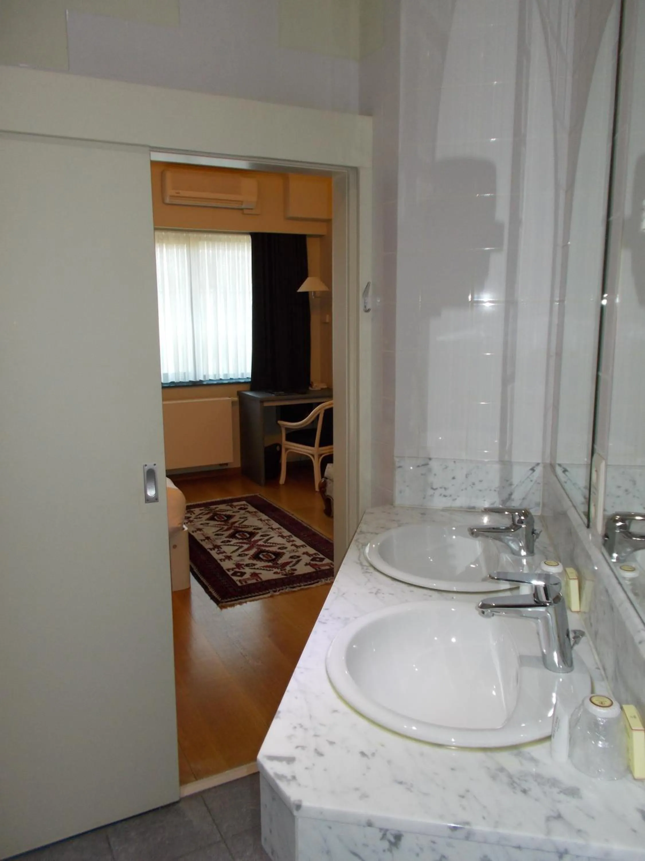 Bathroom in Hotel De Swaen