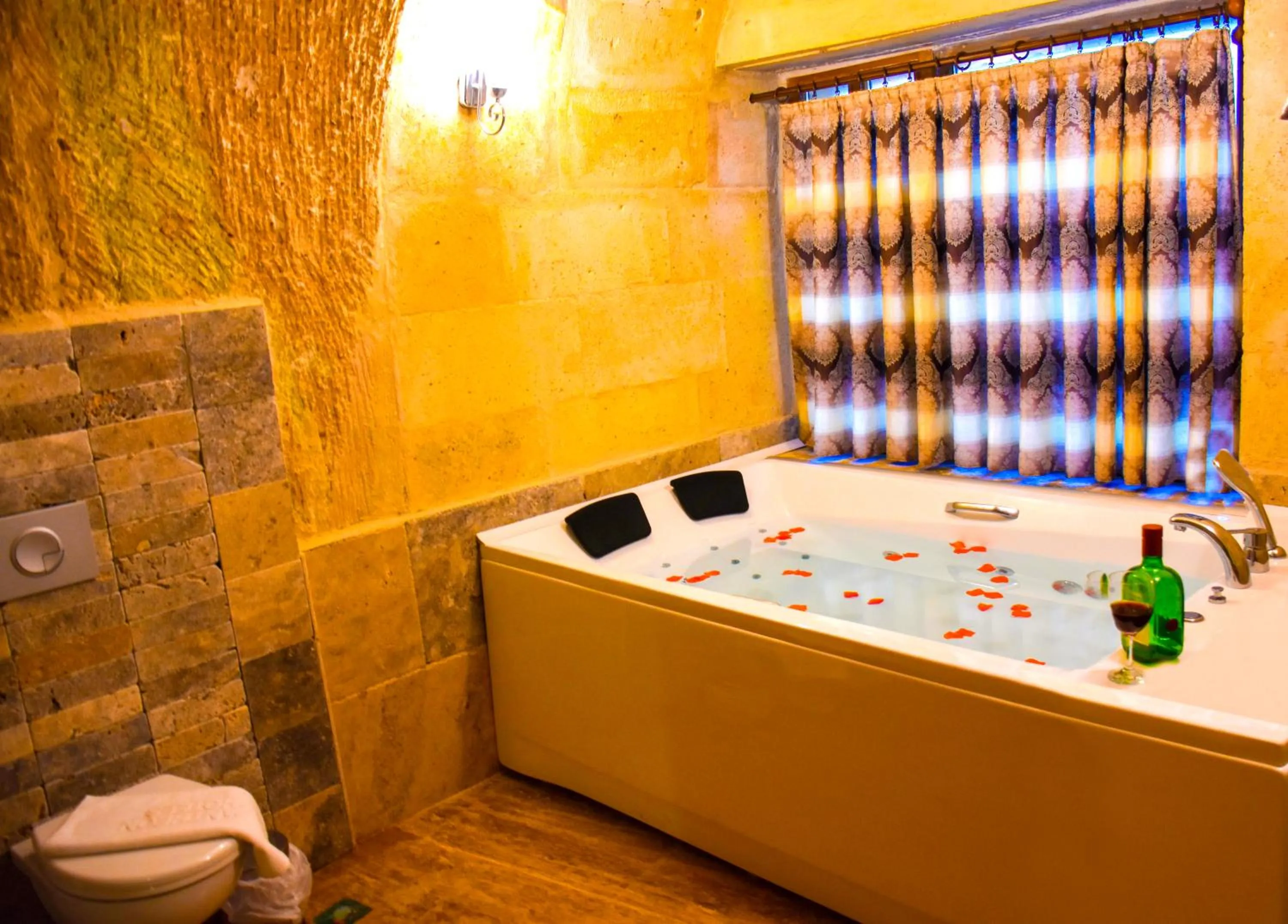 Hot Tub in Cappadocia Cave House