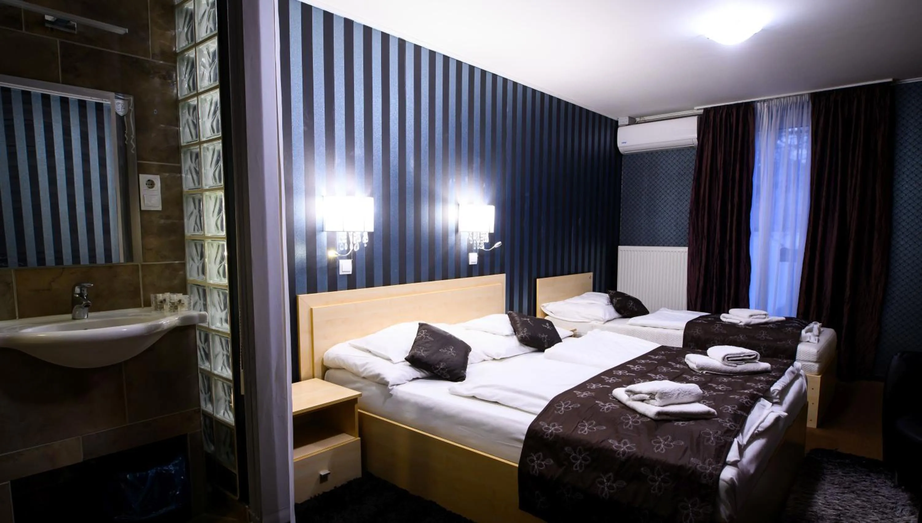 Triple Room in Palermó Panzio