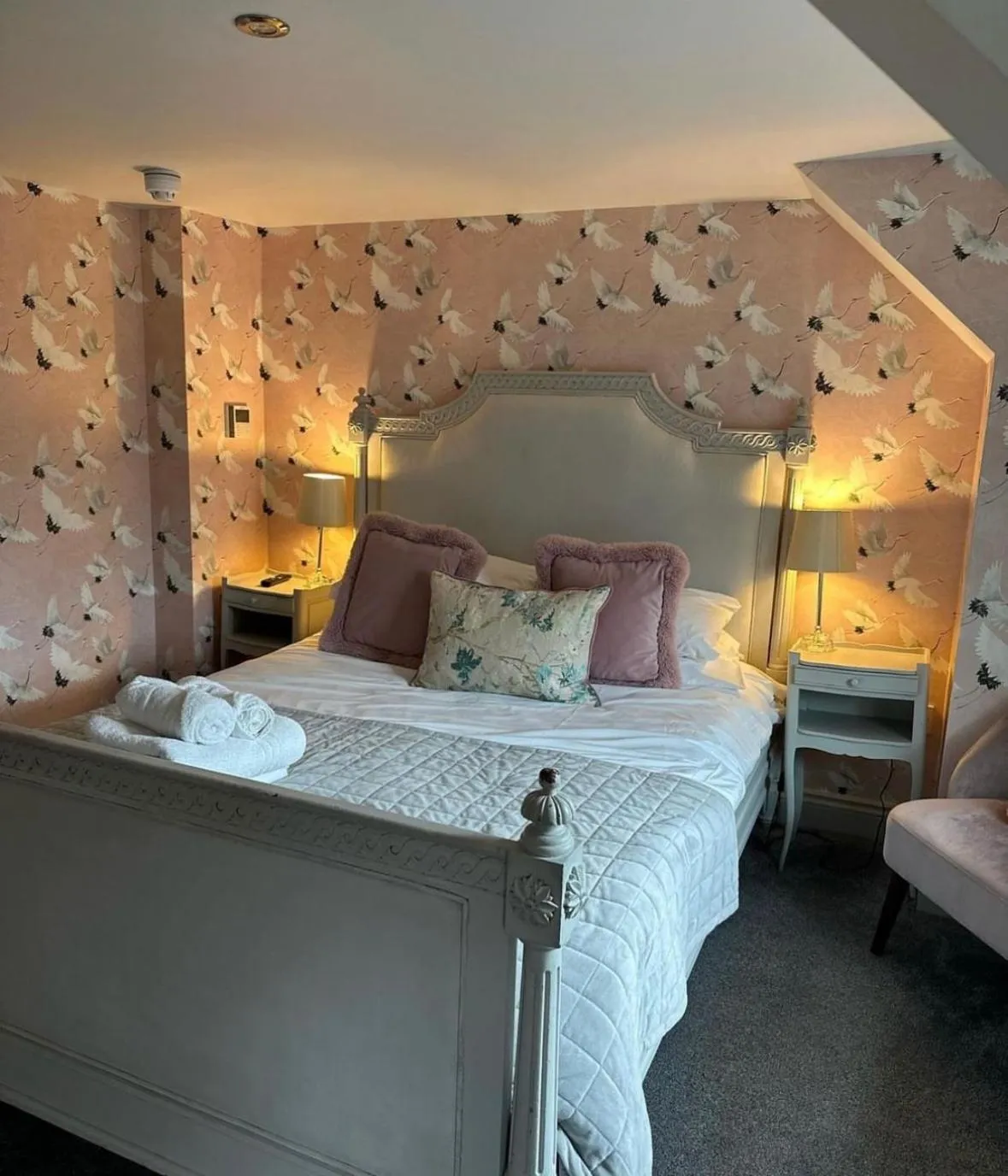 Bedroom in OYO The Townhouse