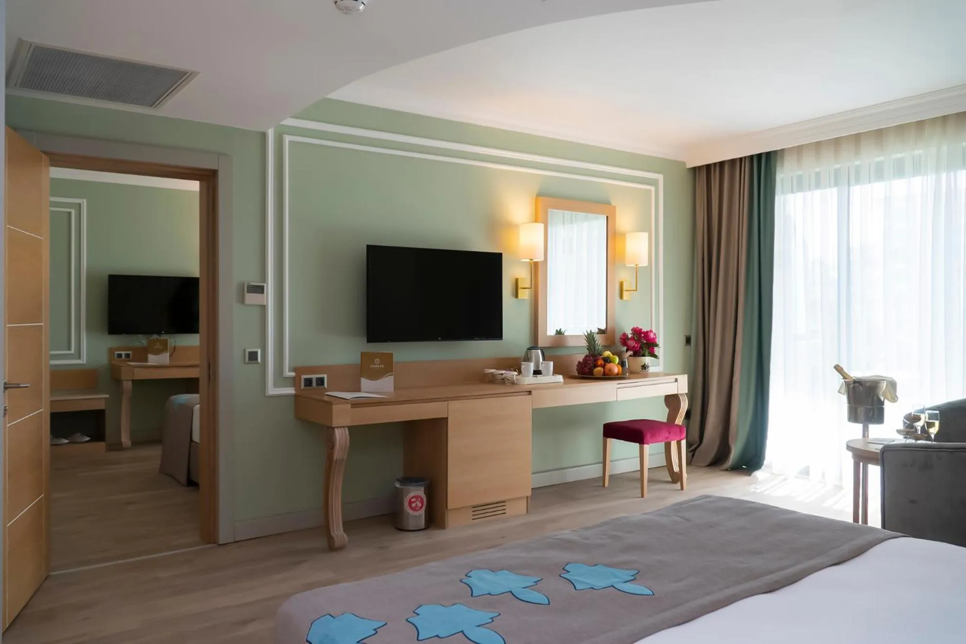 TV and multimedia, Bed in Adalya Art Side - Ultra All Inclusive