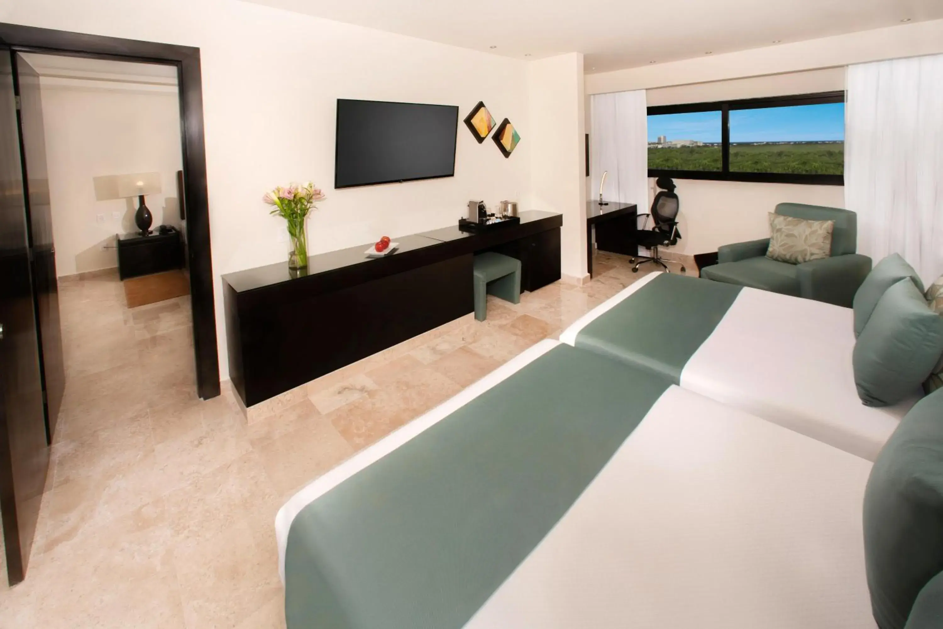 Photo of the whole room, Bed in Smart Cancun the Urban Oasis Photo of the whole room, Bed in Smart Cancun the Urban Oasis