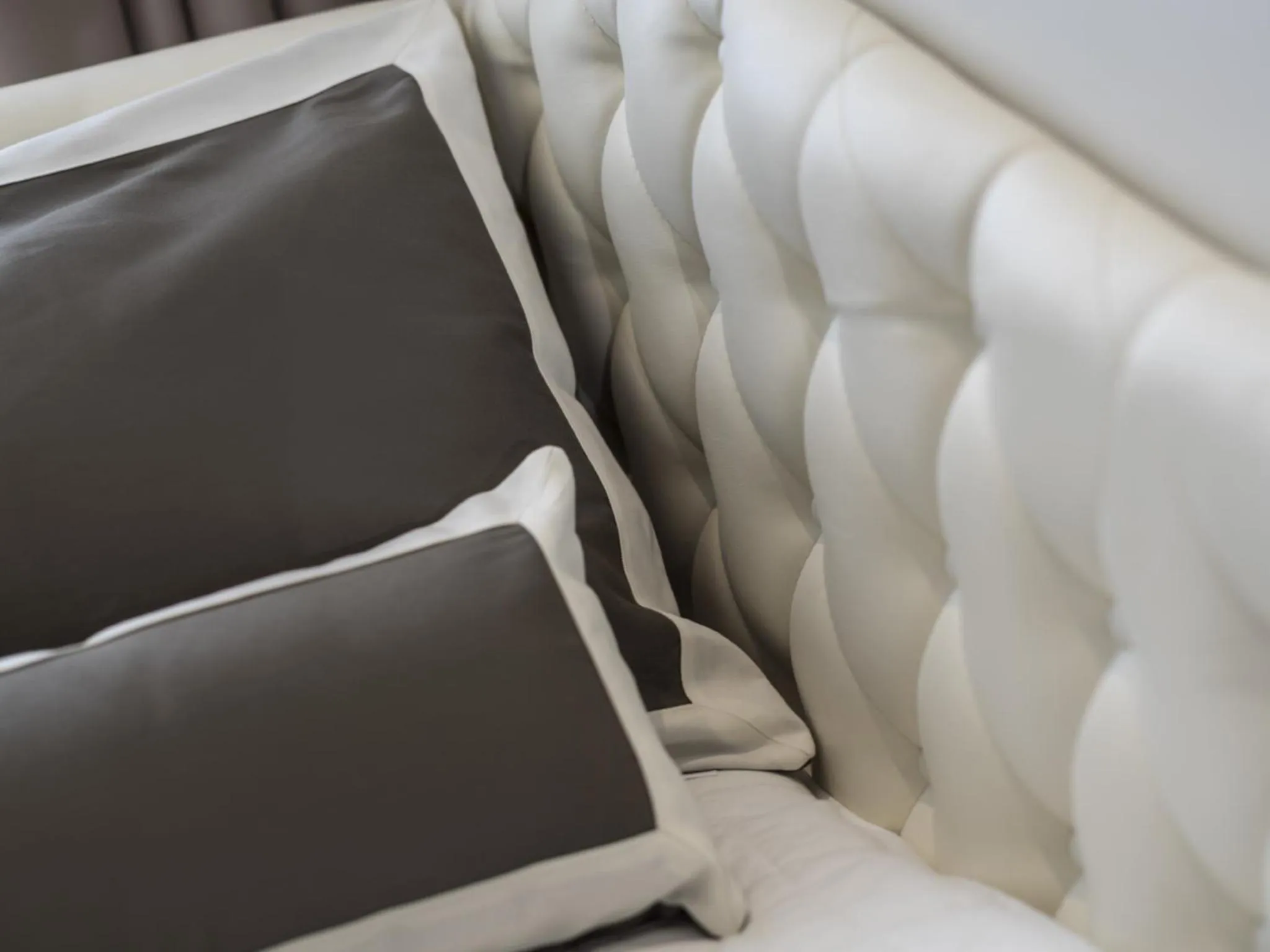 Decorative detail in Novecento Suite Hotel