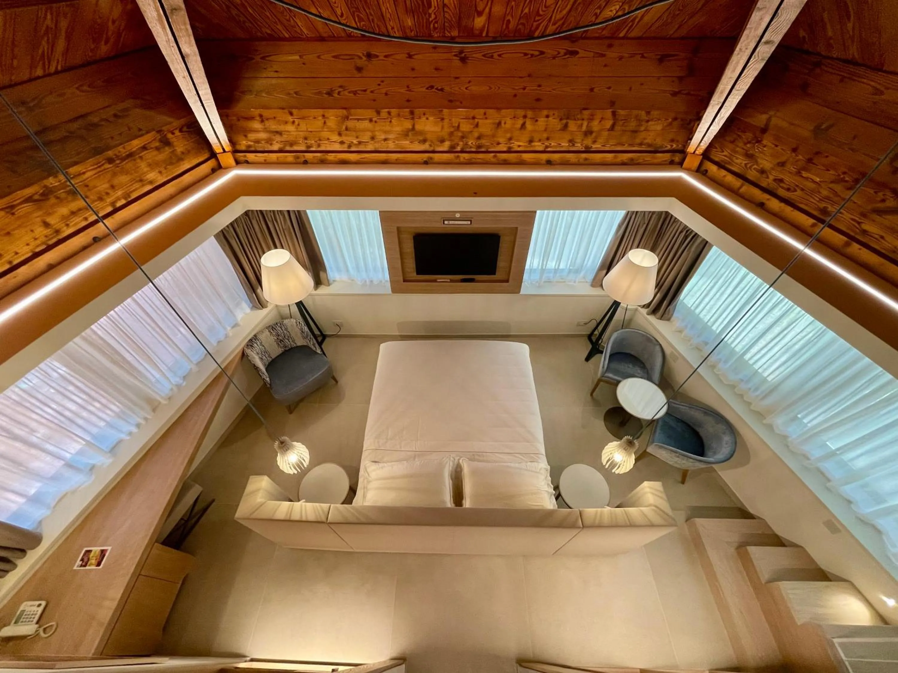 La Bussola Beach Hotel
