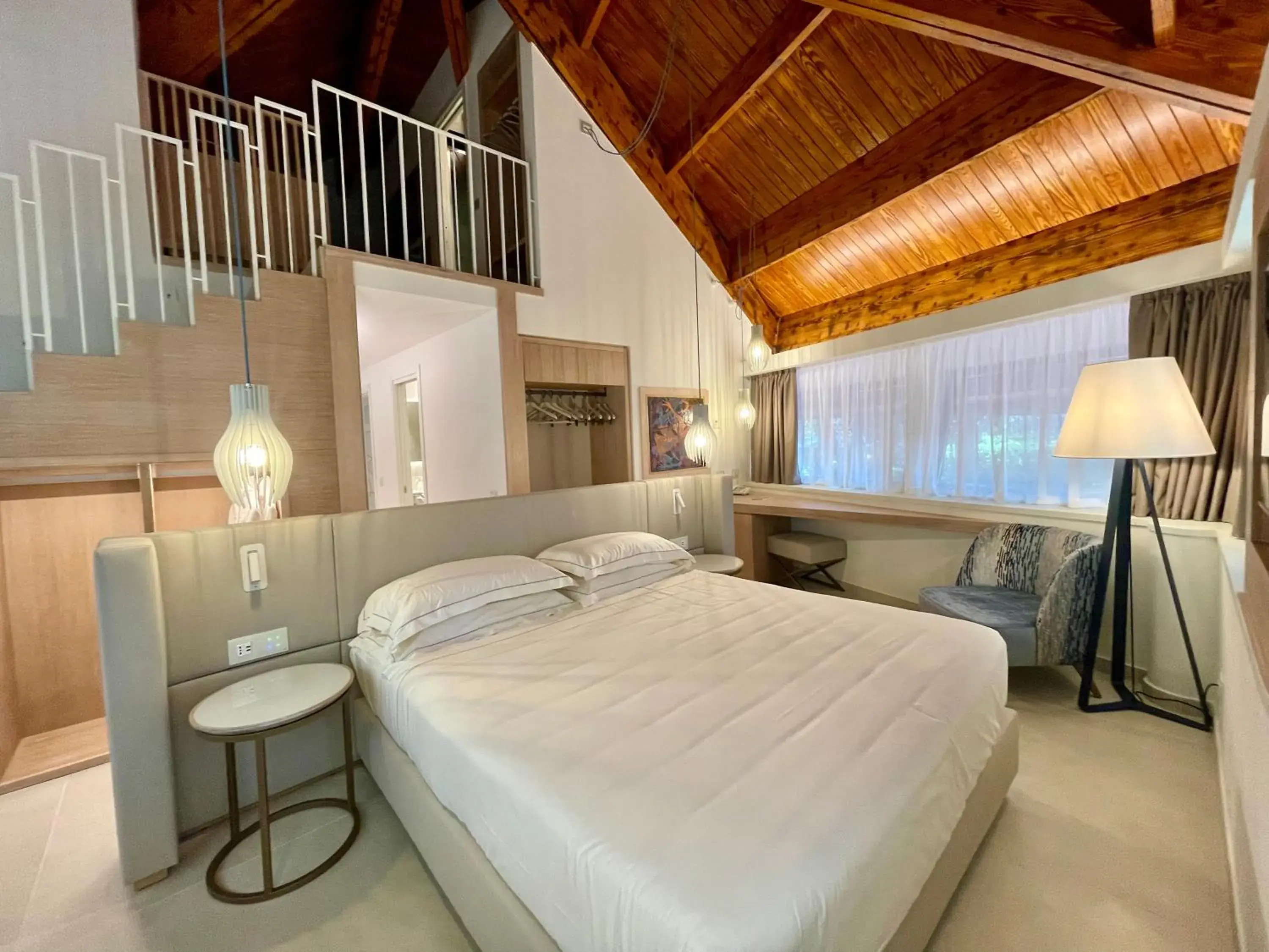 Deluxe Family Suite in La Bussola Beach Hotel Deluxe Family Suite in La Bussola Beach Hotel