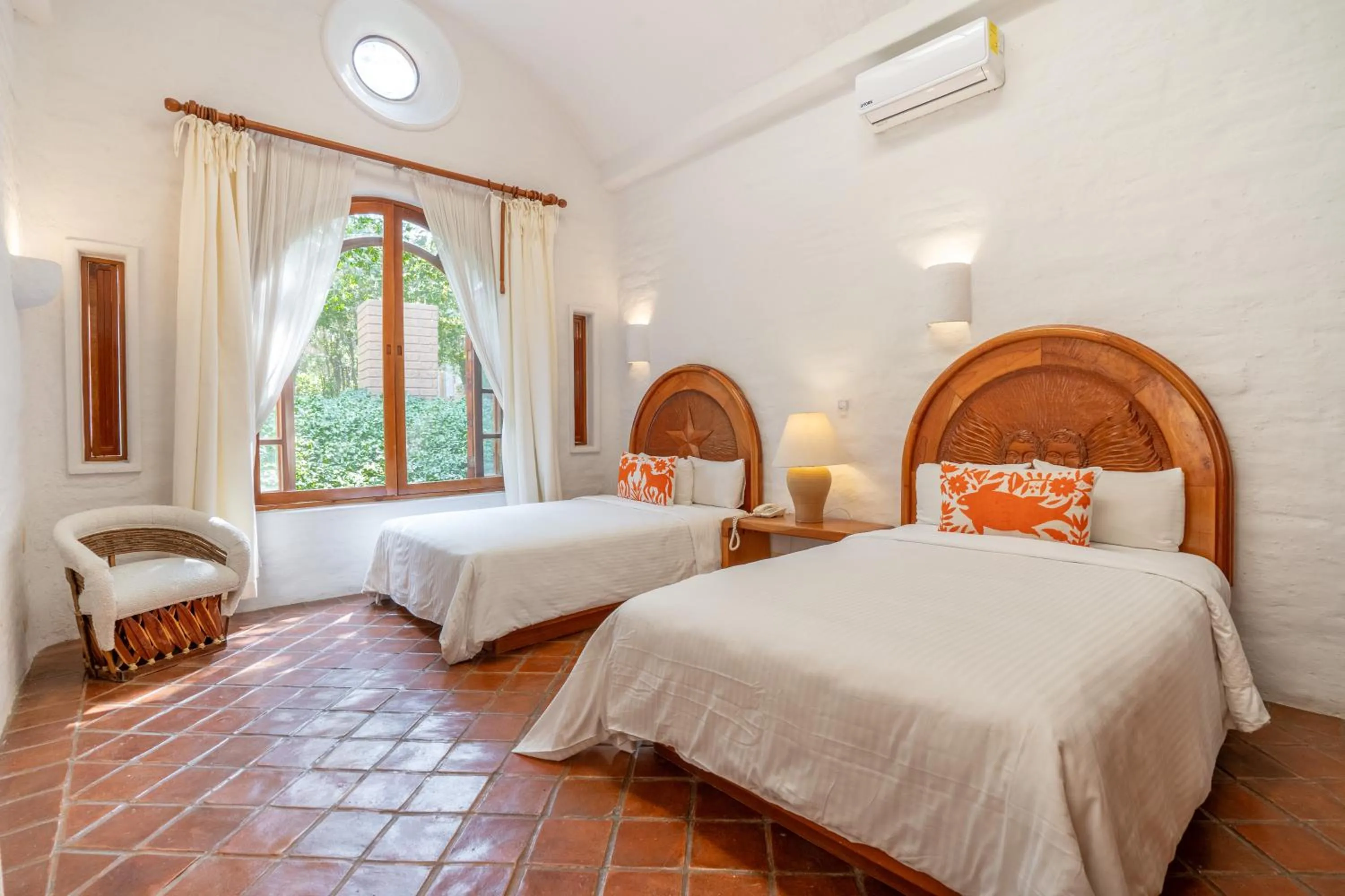 Bed in Mision del Sol Resort & Spa Adults Only