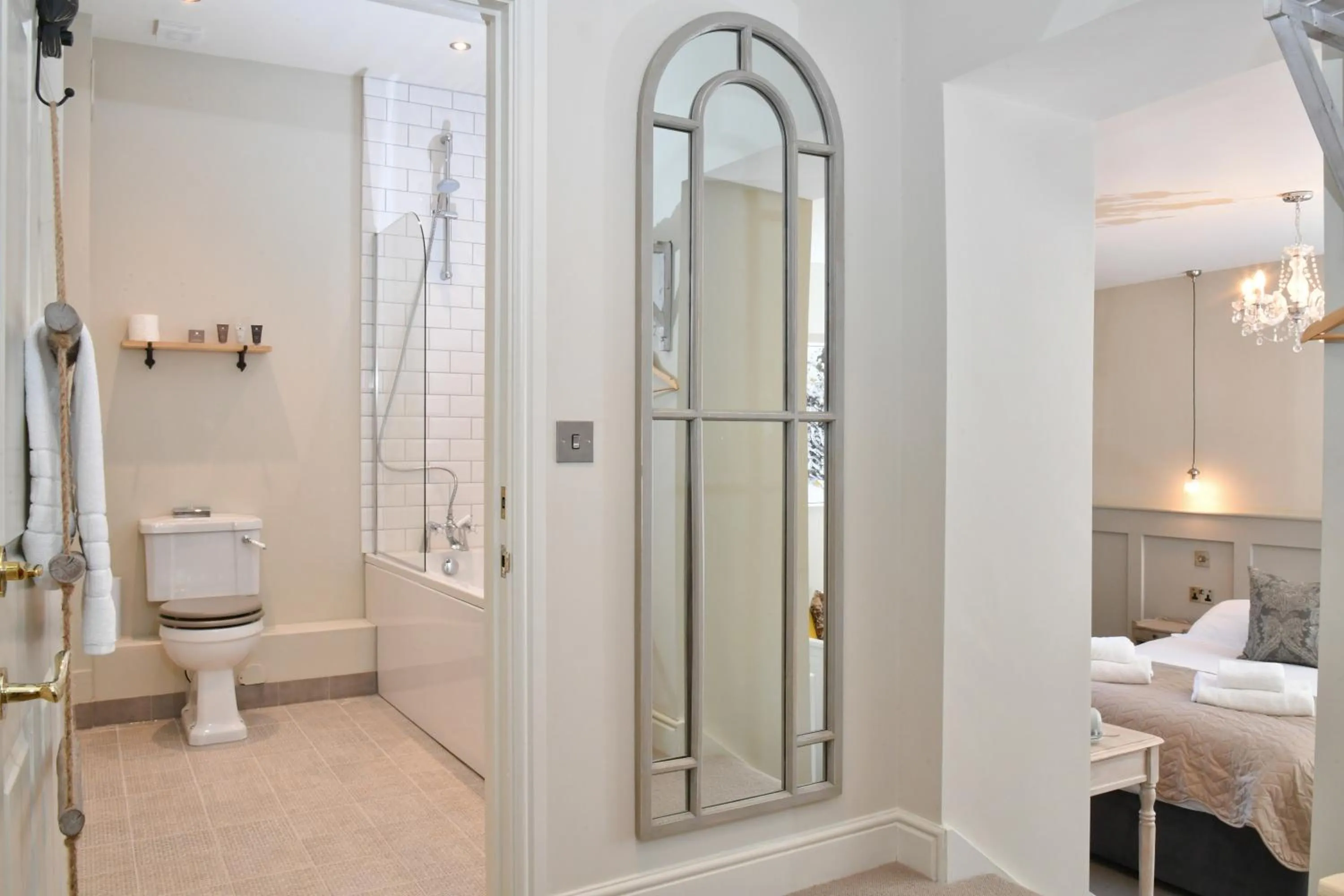 Bathroom in Lansdowne Strand