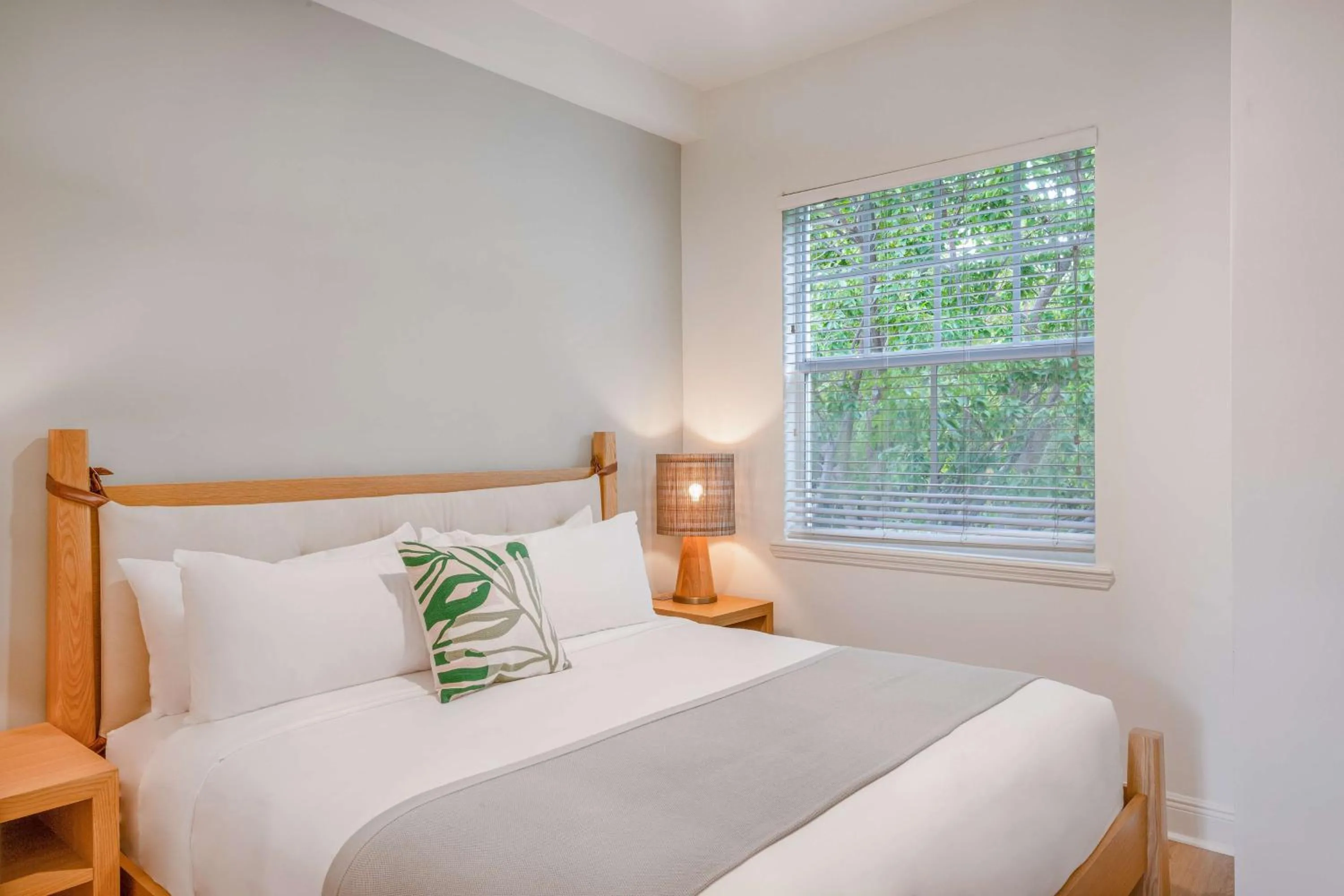 Bed in Bayside Villas by Islander Resort