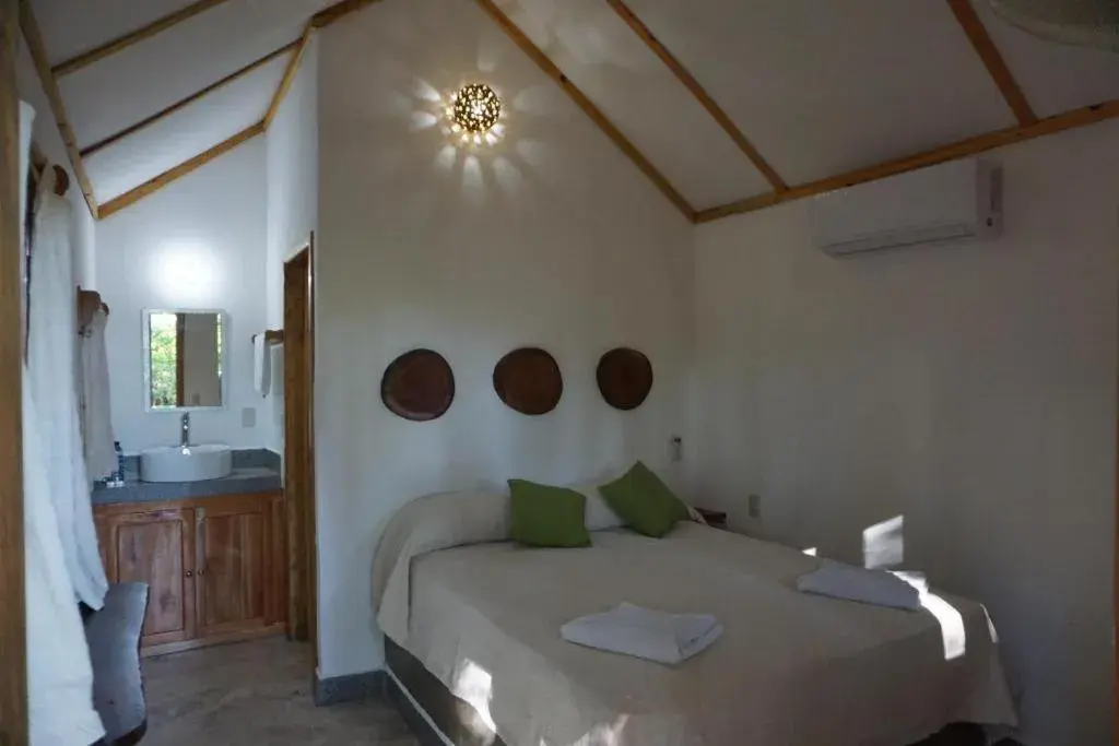 Budget Double Room - single occupancy in Hotel Cabañas Safari Budget Double Room - single occupancy in Hotel Cabañas Safari