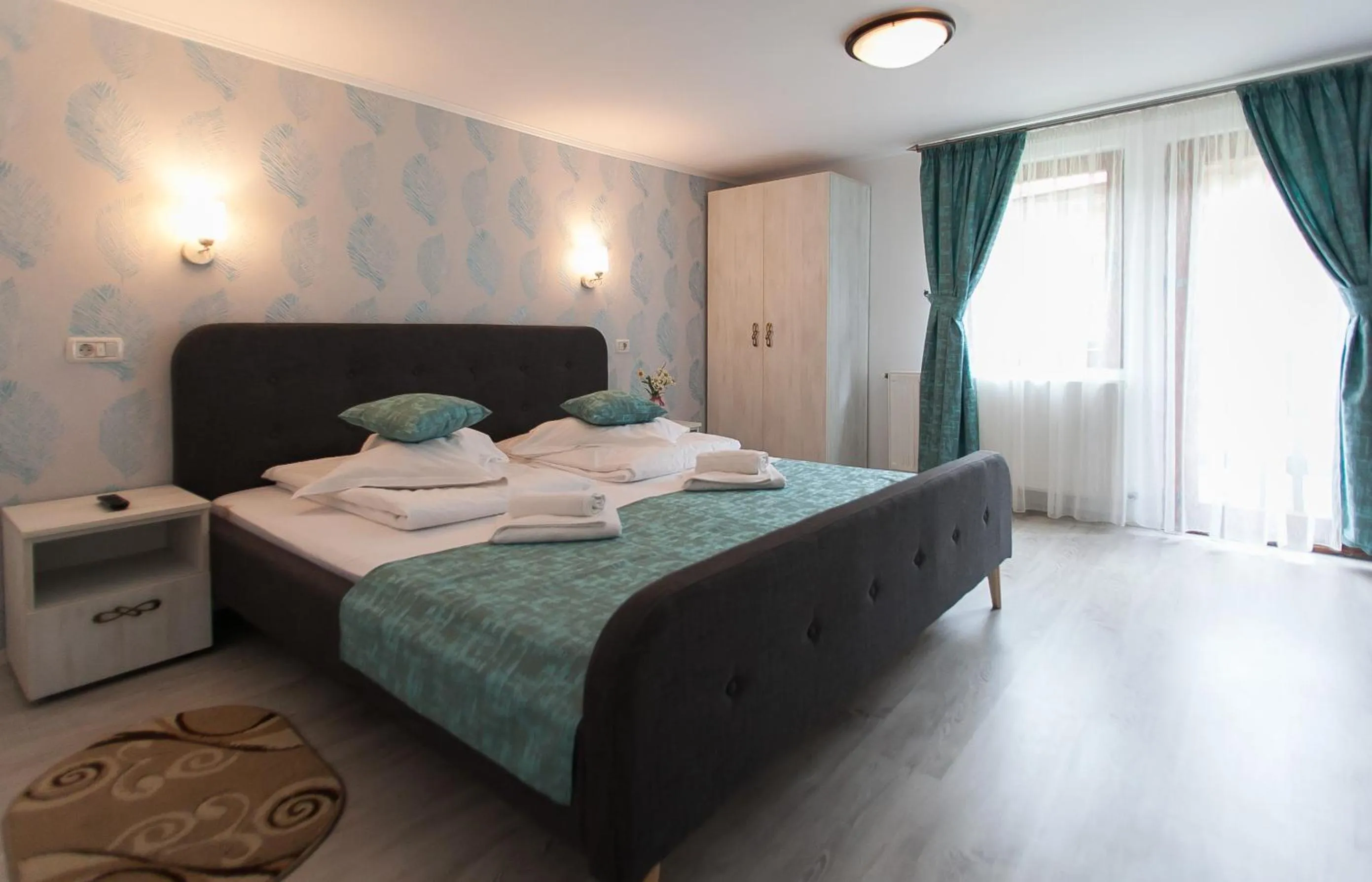 Balcony/Terrace, Bed in Complex Turistic Luminita