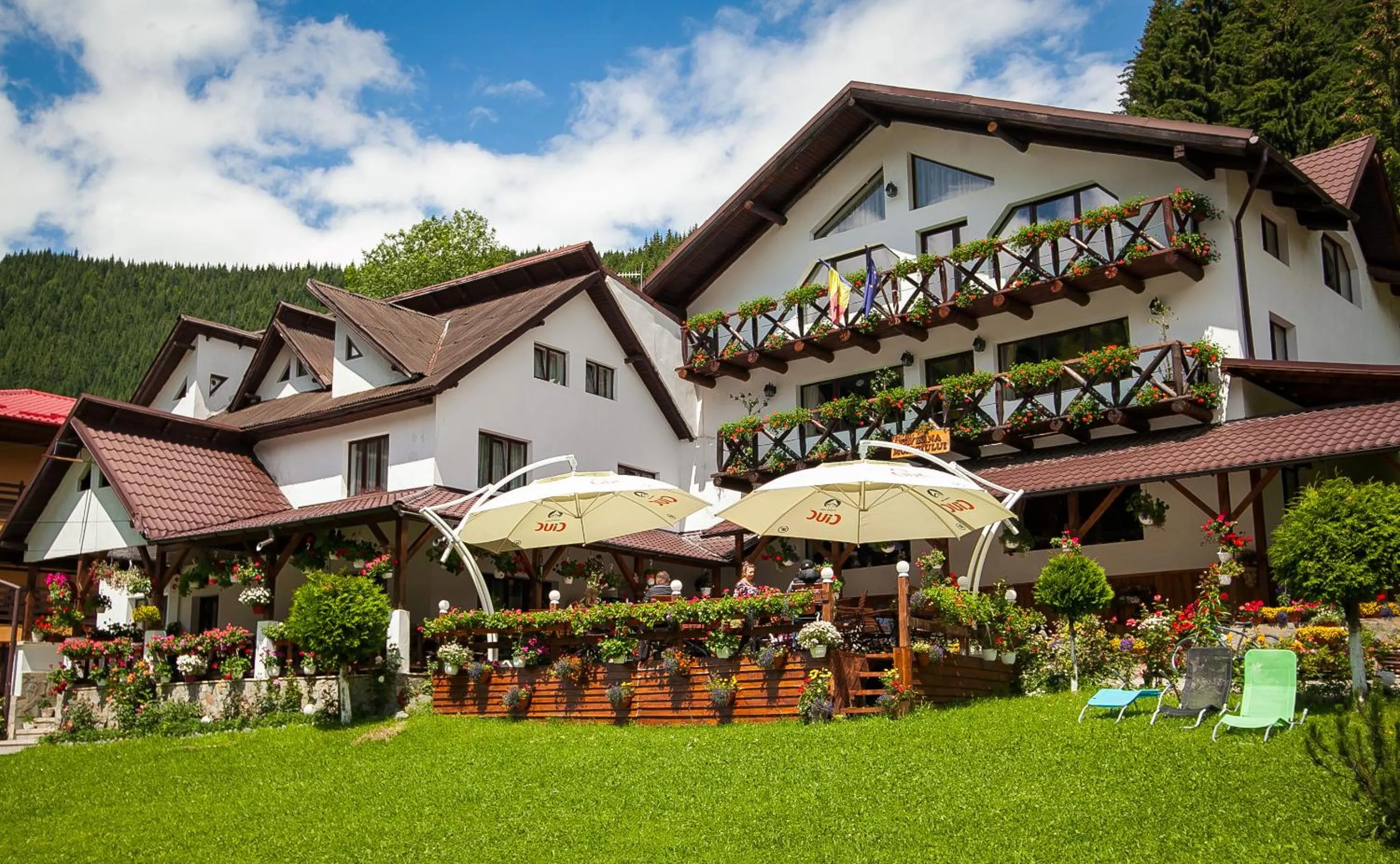 Property building in Complex Turistic Luminita