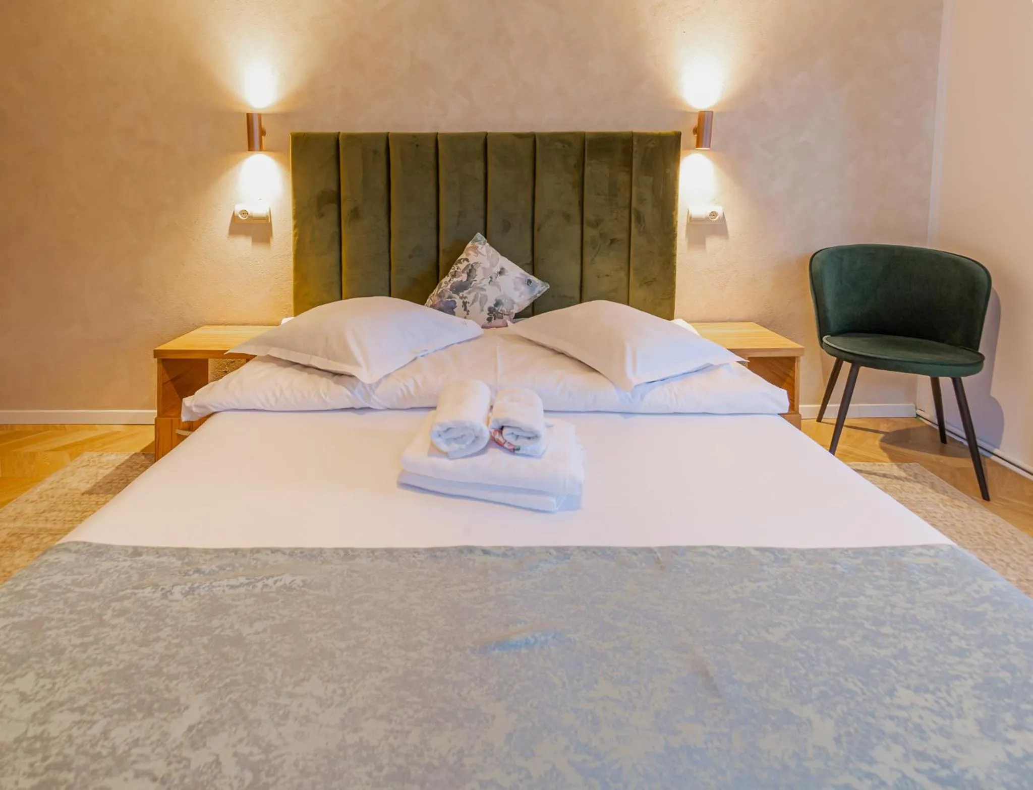 Bed in Complex Turistic Luminita