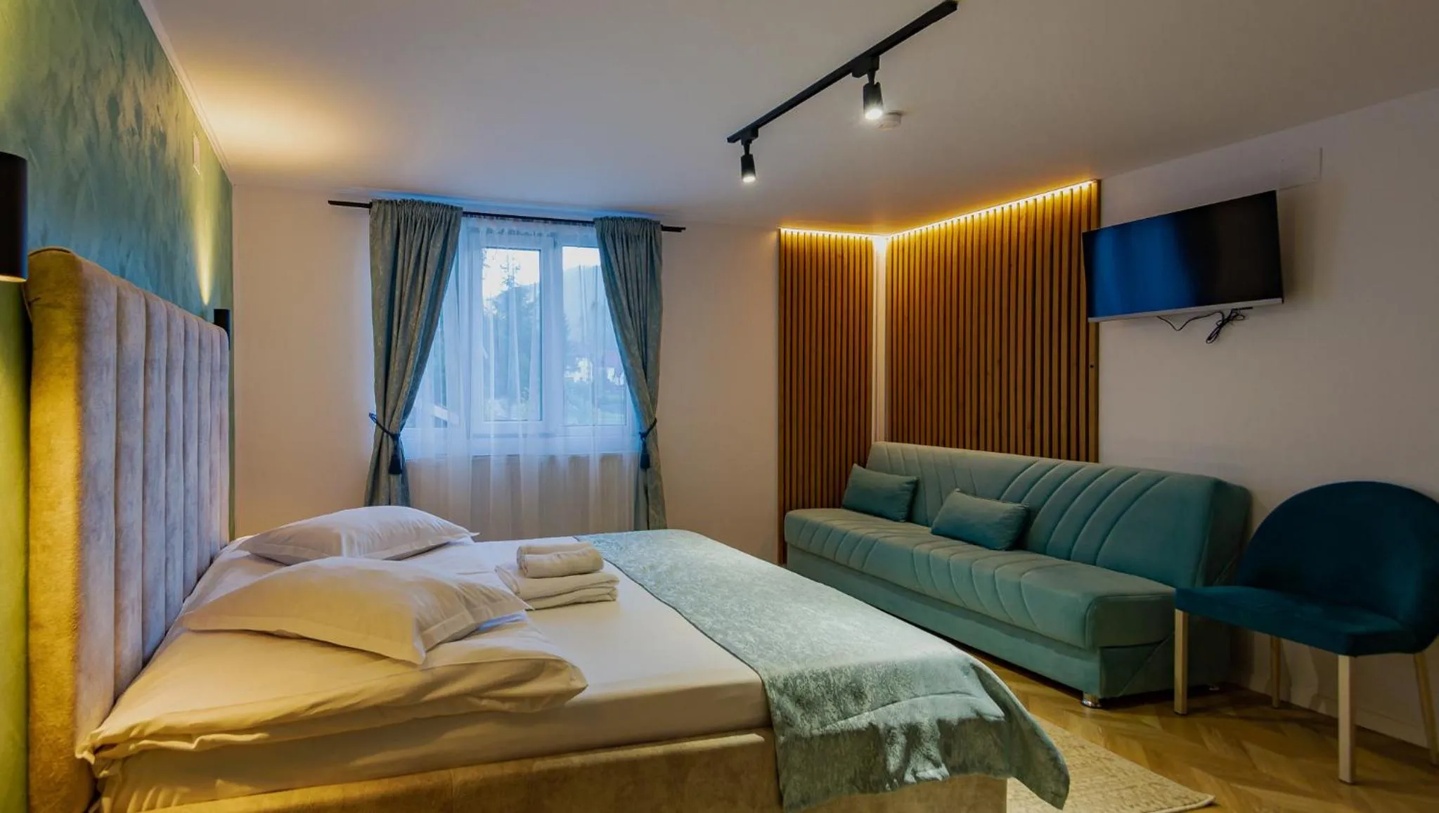Bed in Complex Turistic Luminita