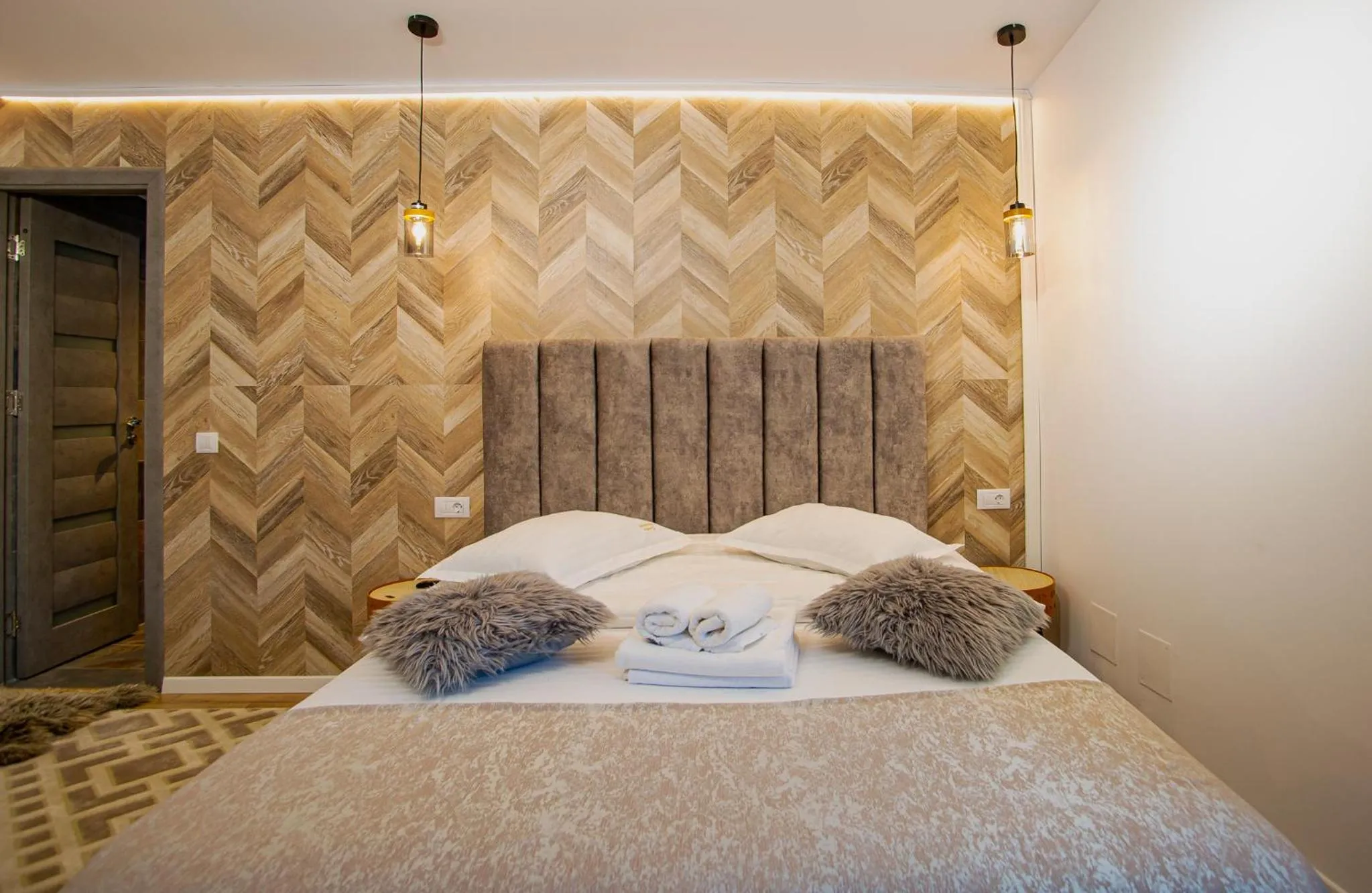 Bed in Complex Turistic Luminita