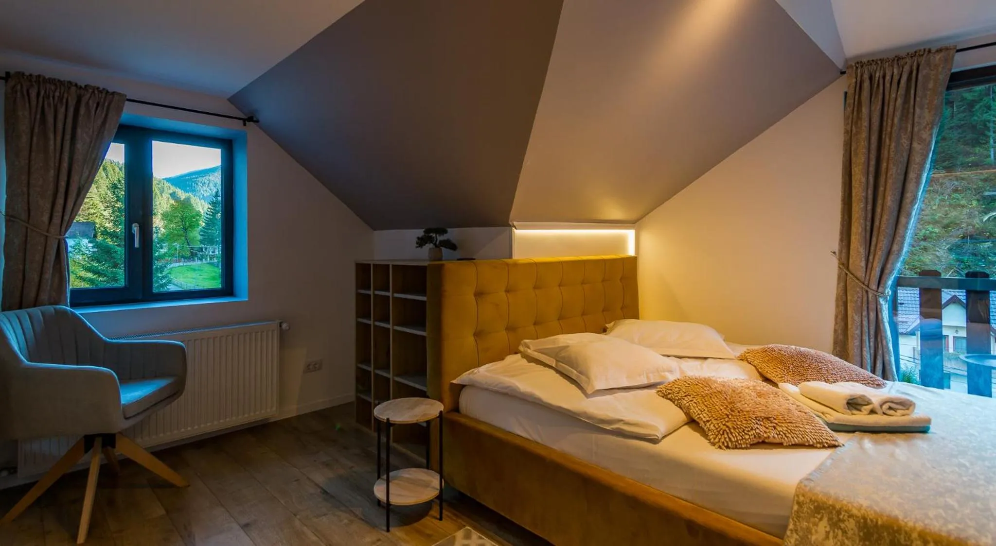 Bed in Complex Turistic Luminita