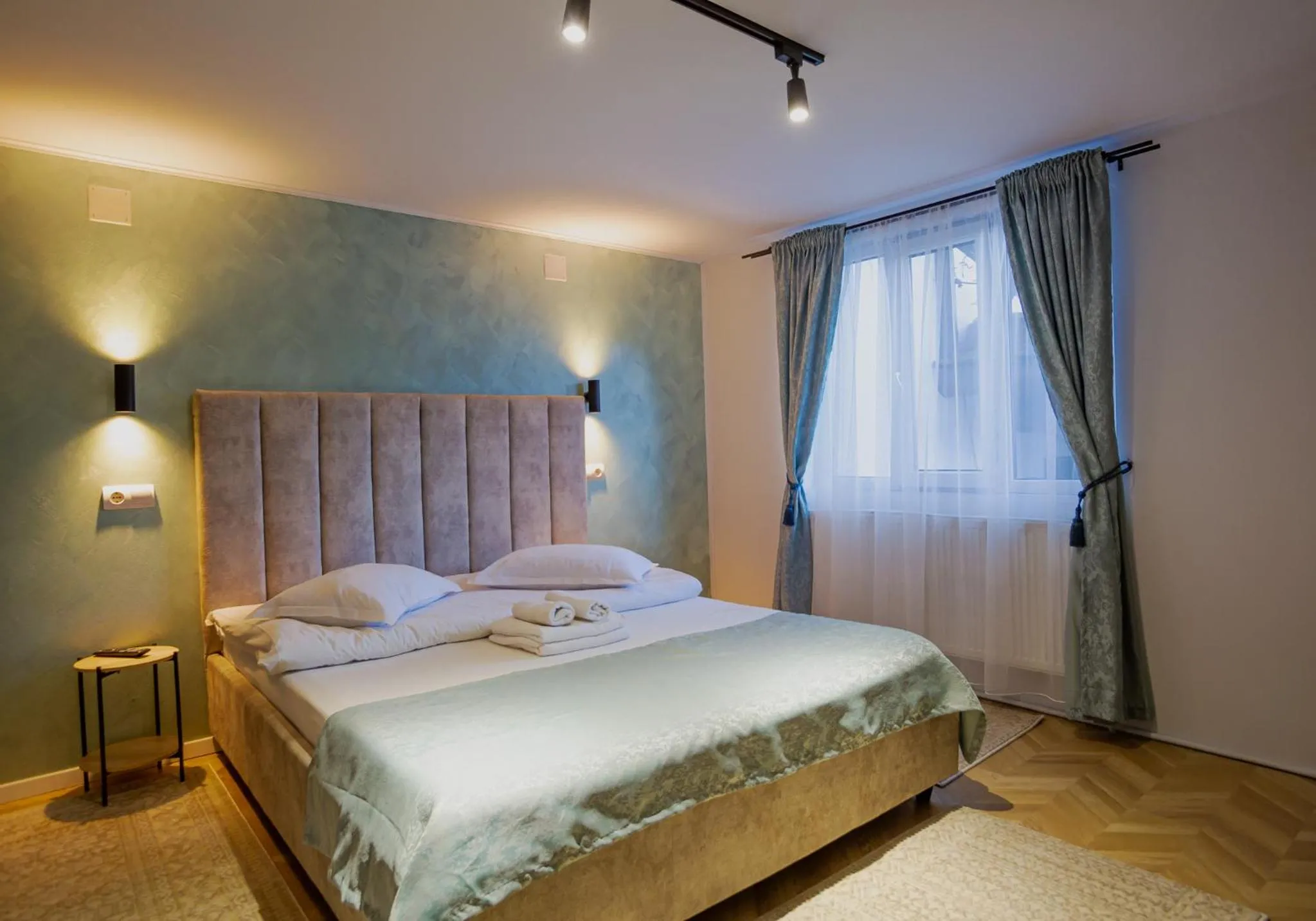 Bed in Complex Turistic Luminita