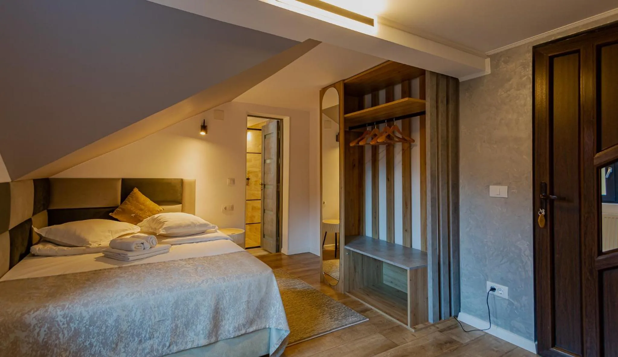 Bed in Complex Turistic Luminita