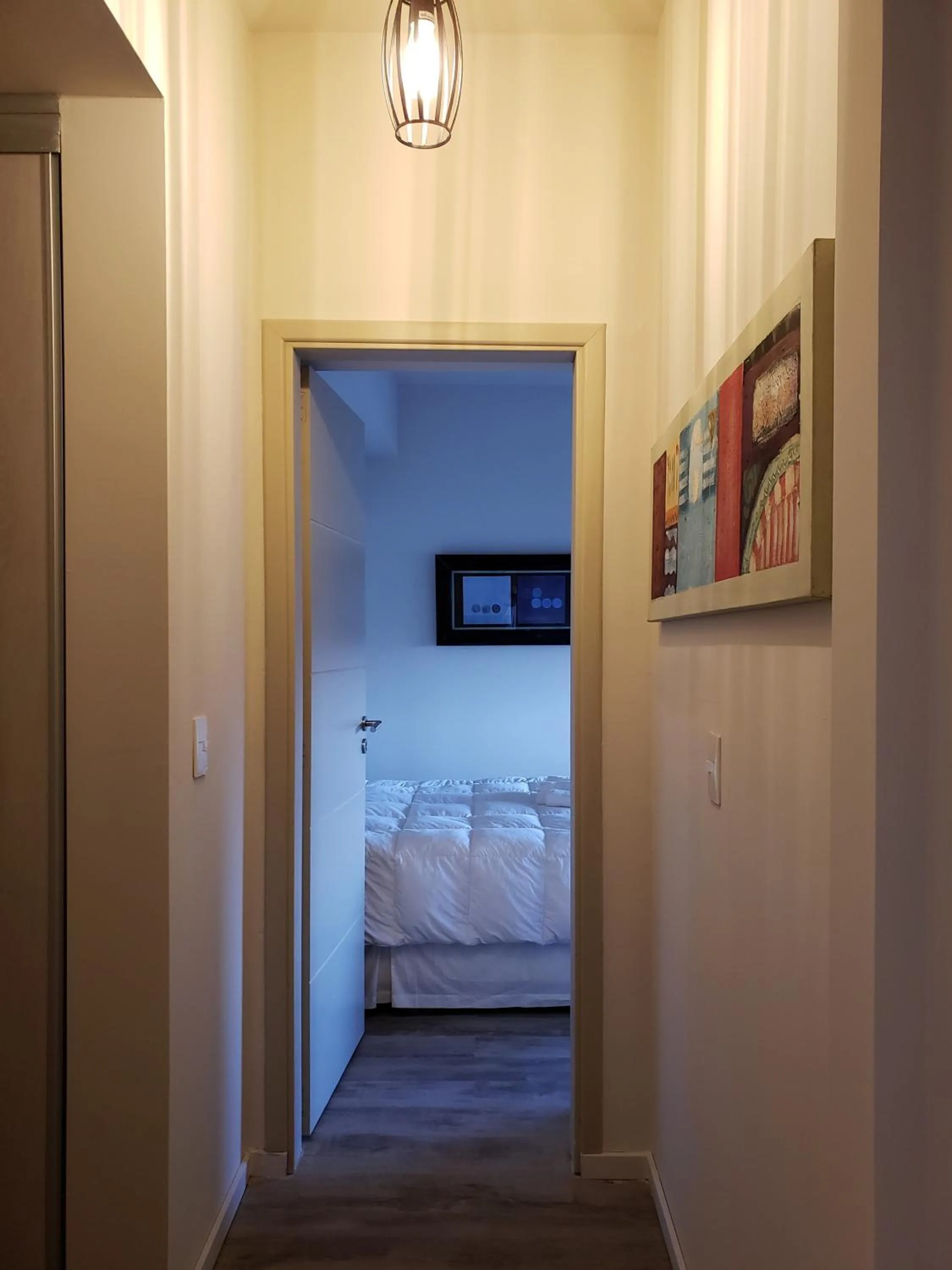 URBANA SUITES & STUDIOS 440