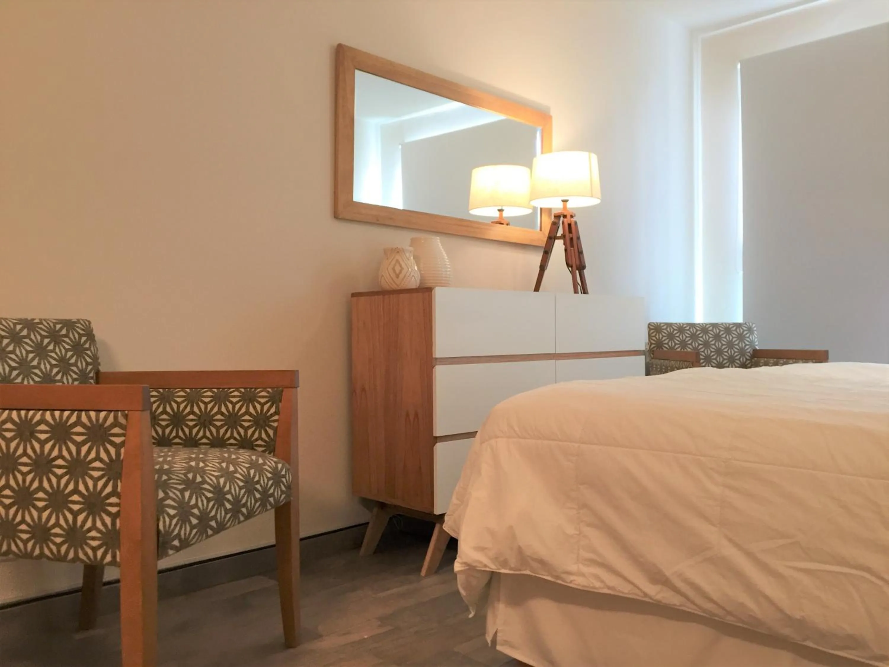 URBANA SUITES & STUDIOS 440