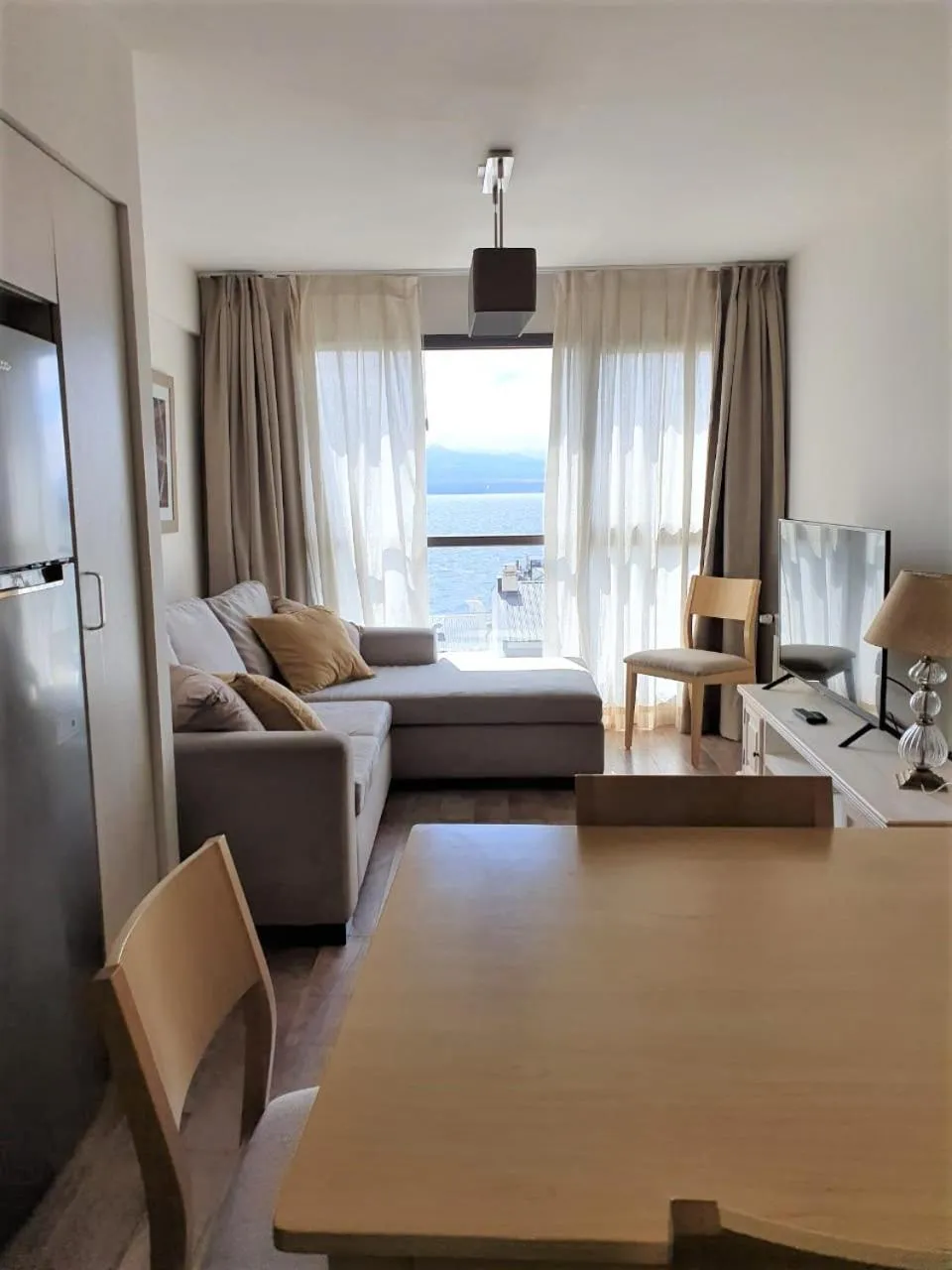URBANA SUITES & STUDIOS 440