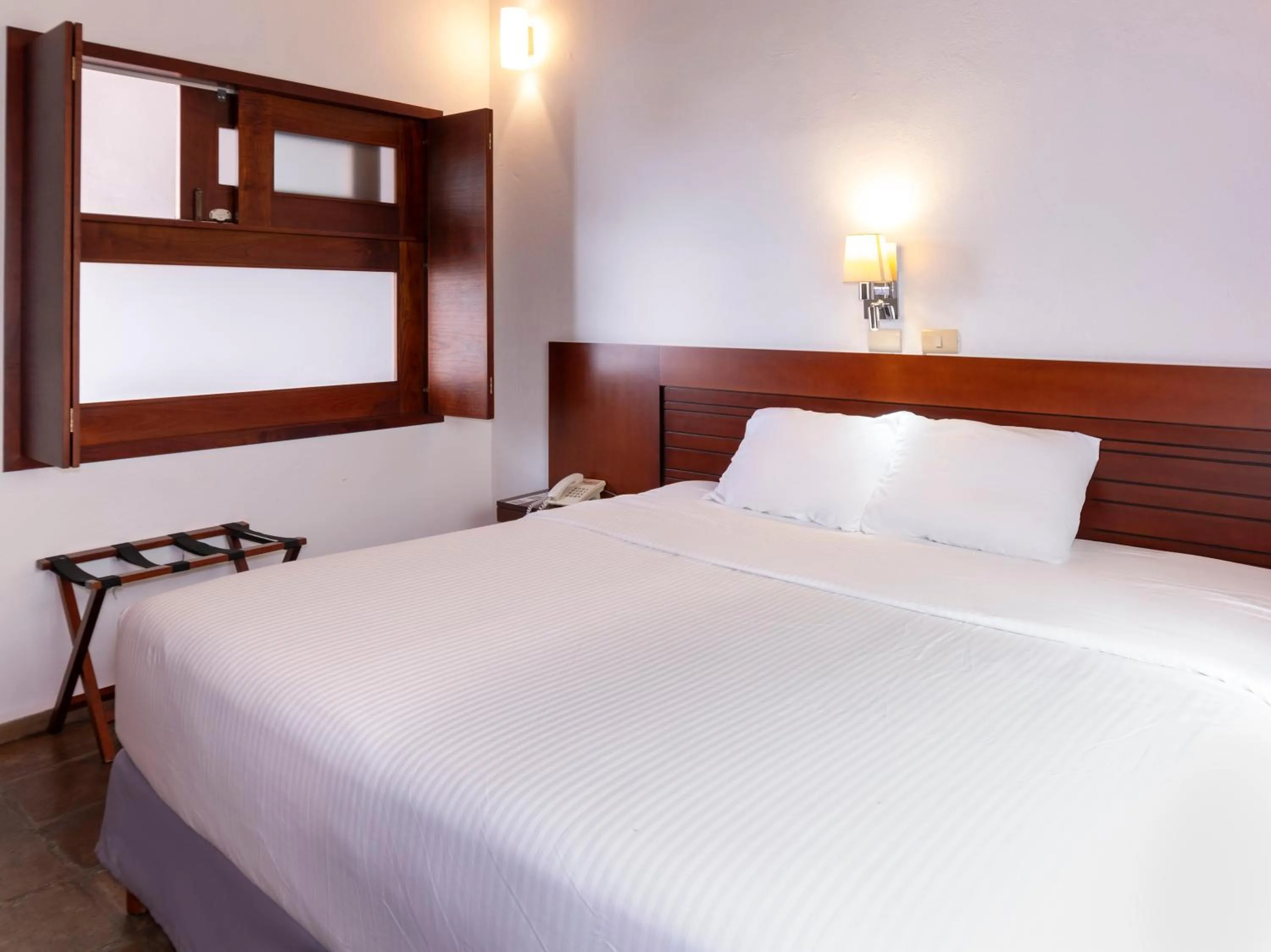 Bedroom, Bed in Hotel Casa Real Del Café