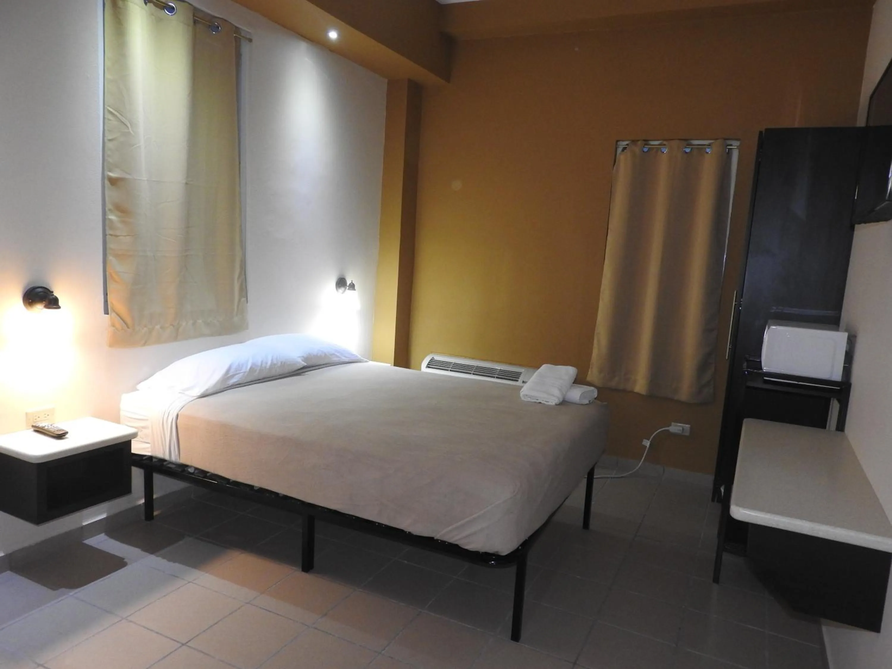 Bed in Dreams Miramar