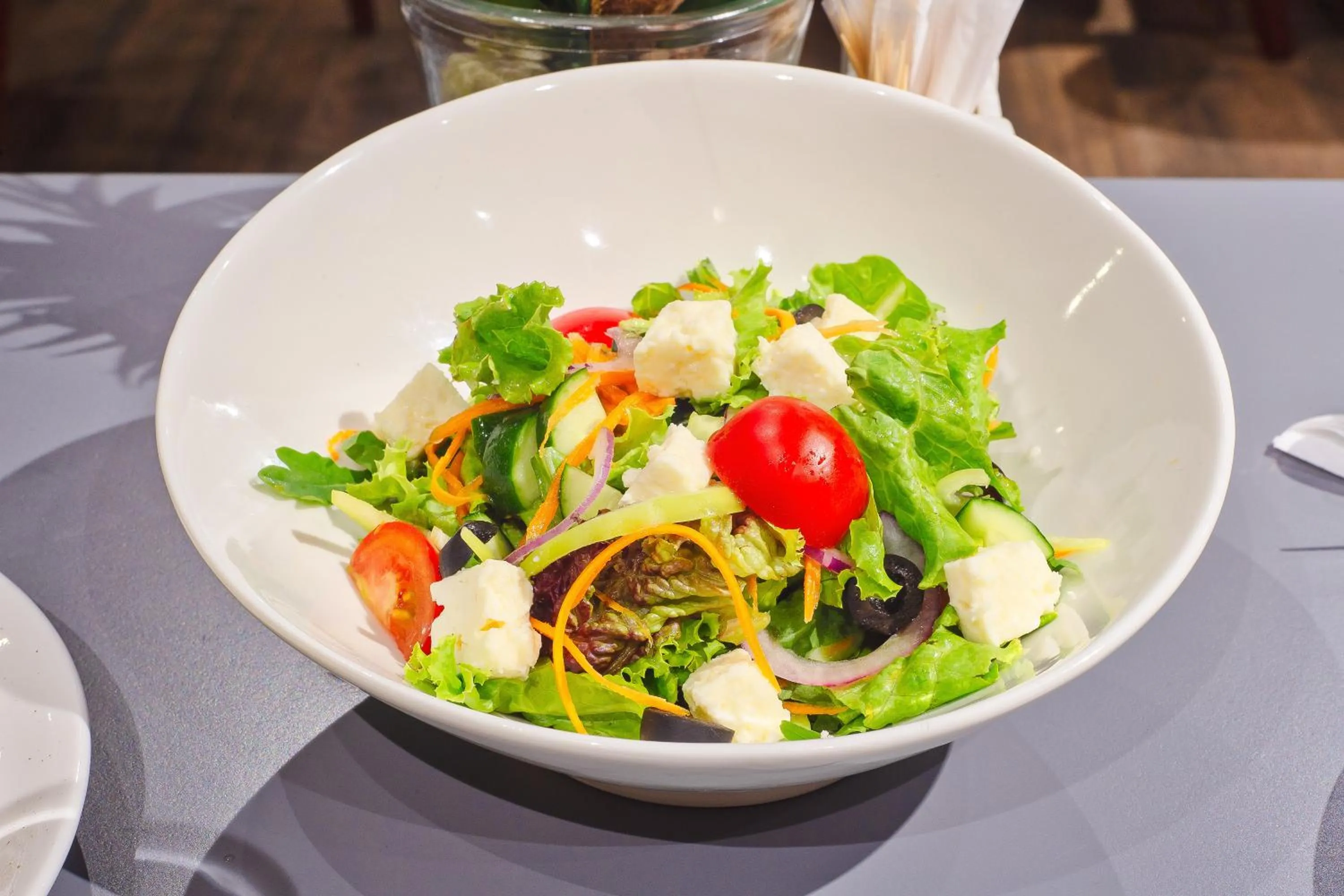 Food and drinks in Aksent Hotel