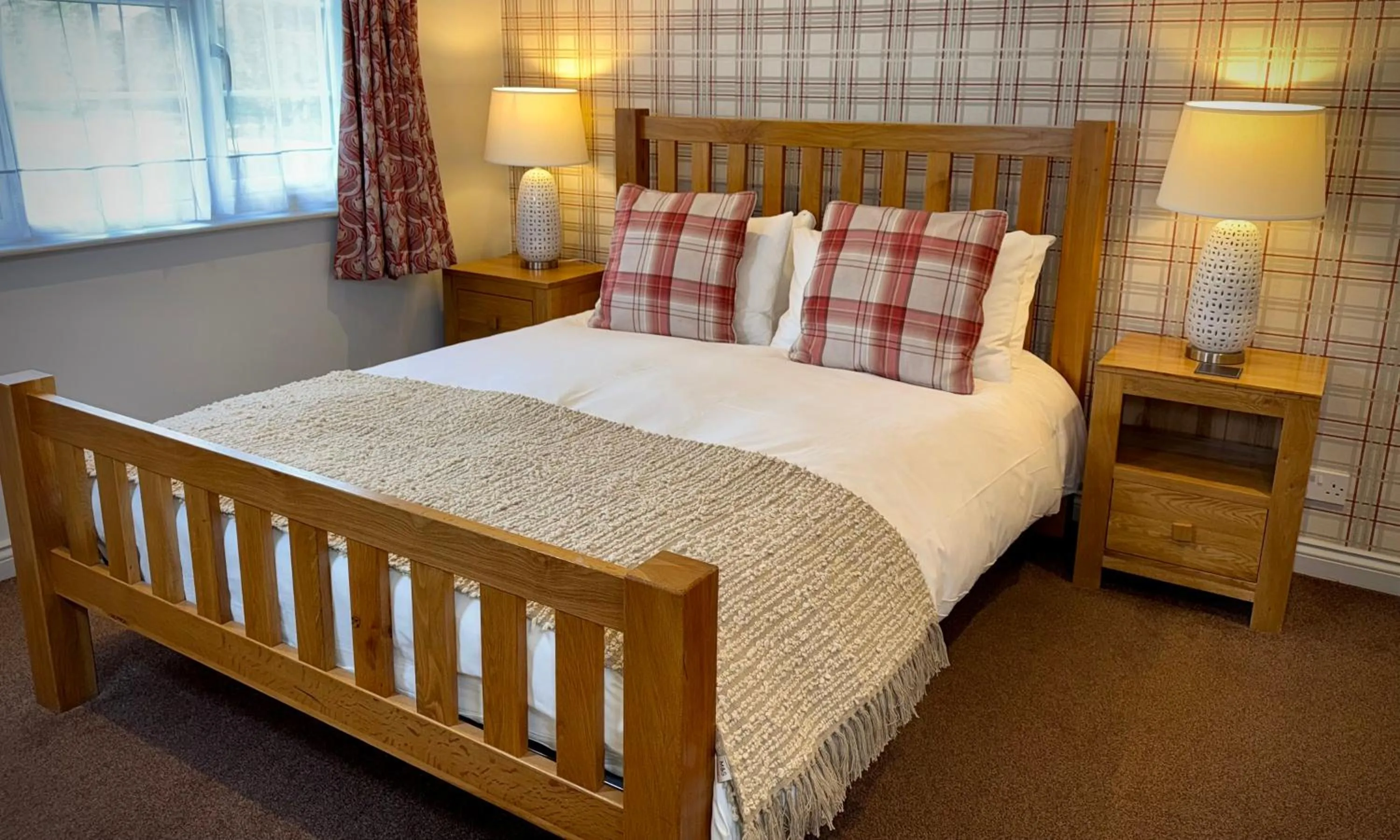 Bed in Sibton White Horse Inn
