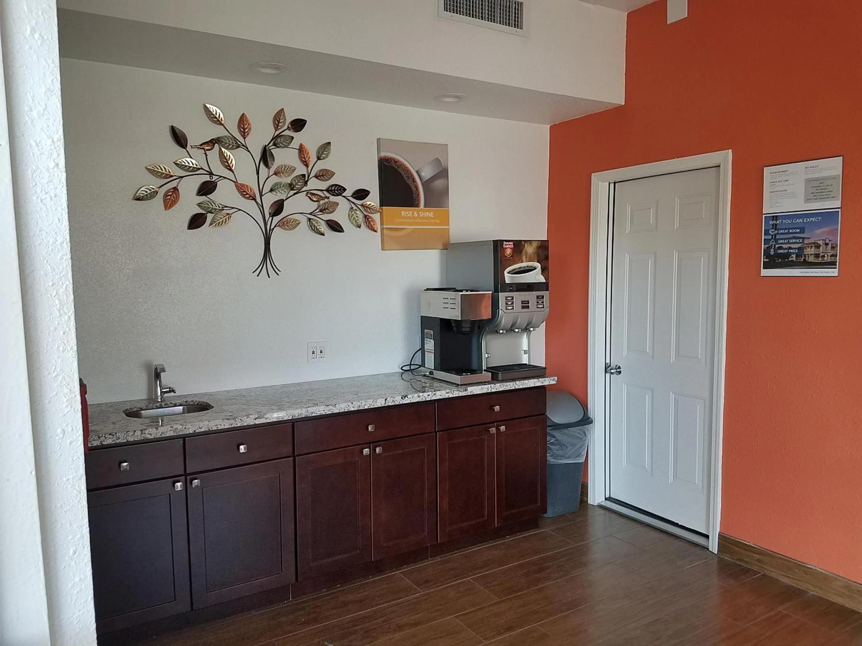 Lobby or reception in Motel 6-Houston, TX - Brookhollow