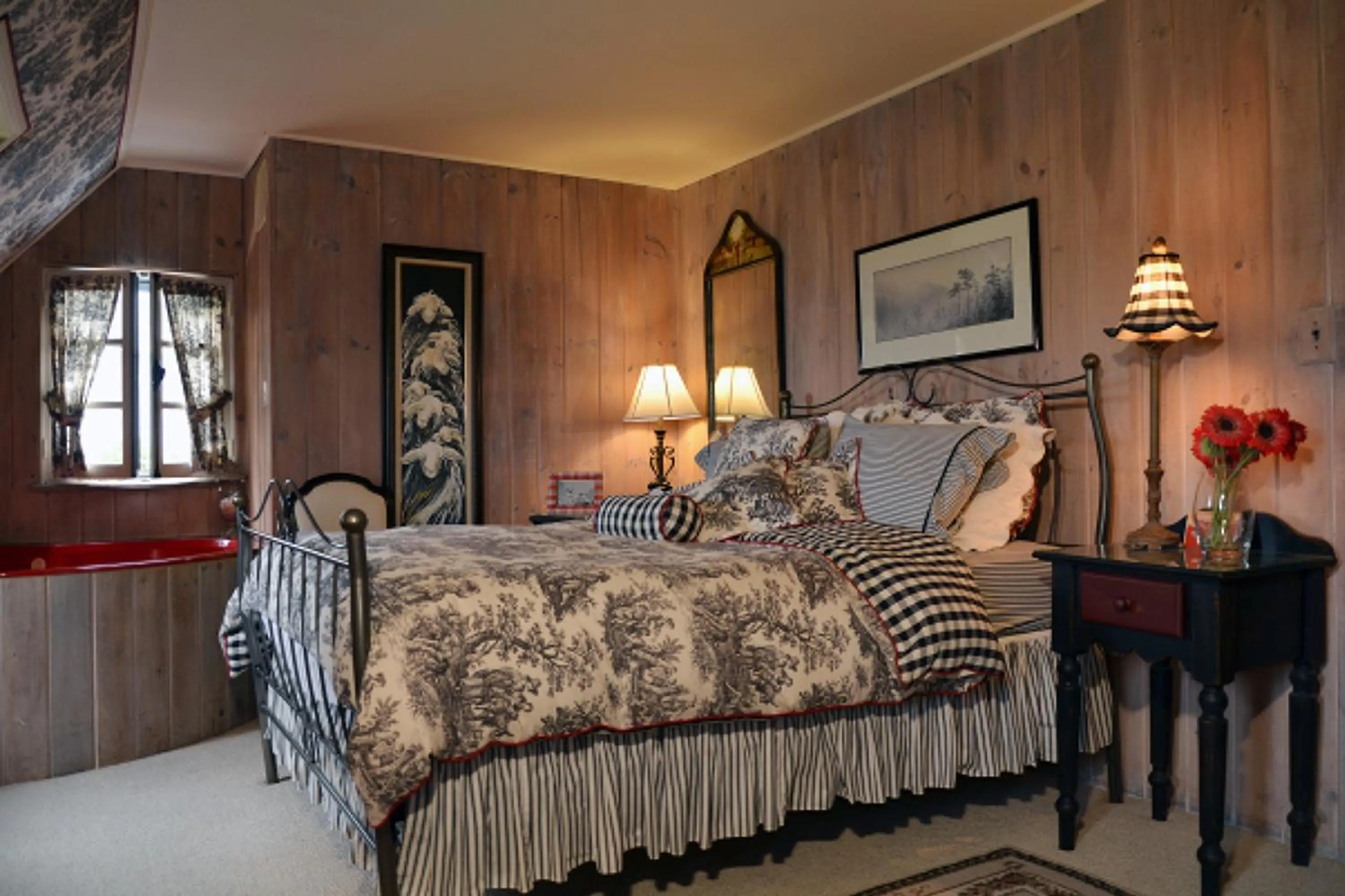 Bedroom, Bed in Le Petit Clocher Gite Touristique B & B