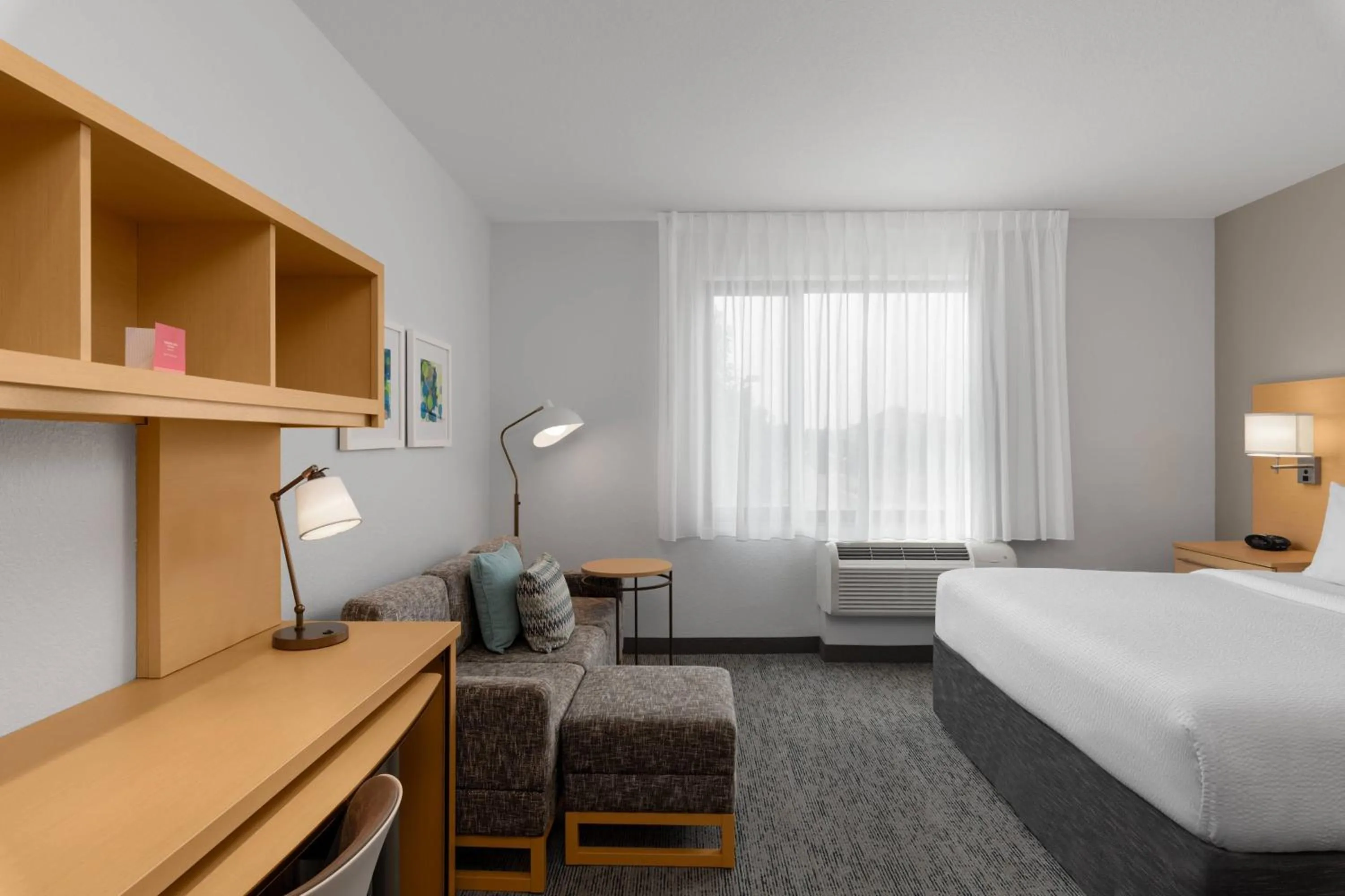 Photo of the whole room, Bed in TownPlaces Suite Denver Airport at Gateway Park