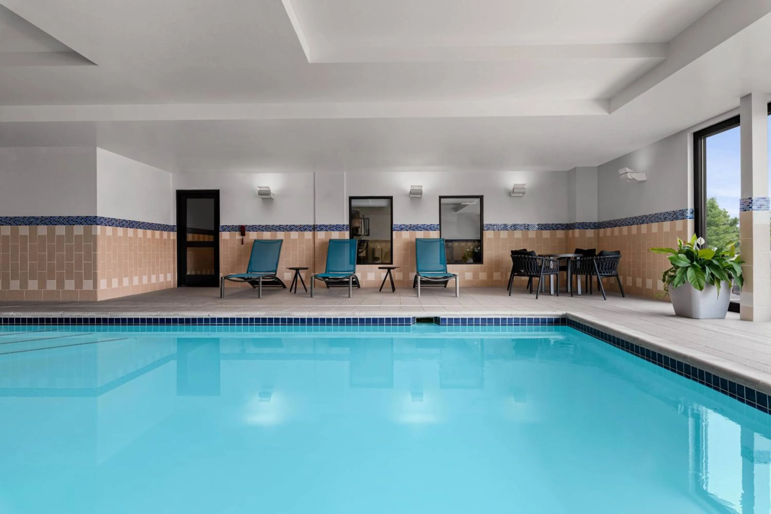 Swimming pool in TownPlaces Suite Denver Airport at Gateway Park
