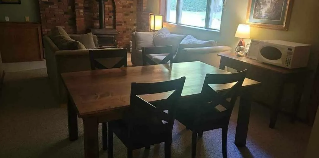 Living room in Riverbend Guest House