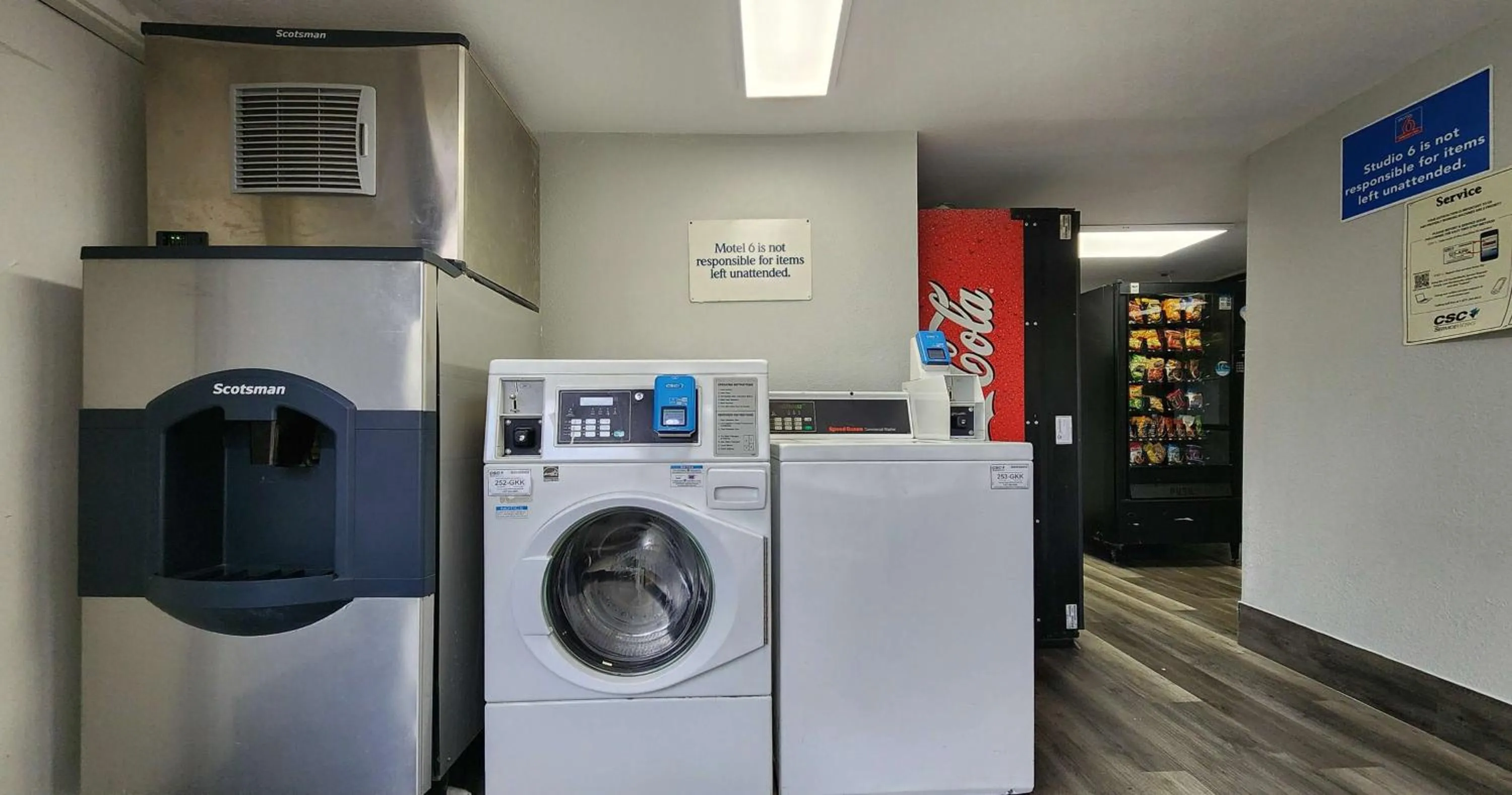 Photo of the whole room in Motel 6 Houston, TX - Medical Center - NRG Stadium