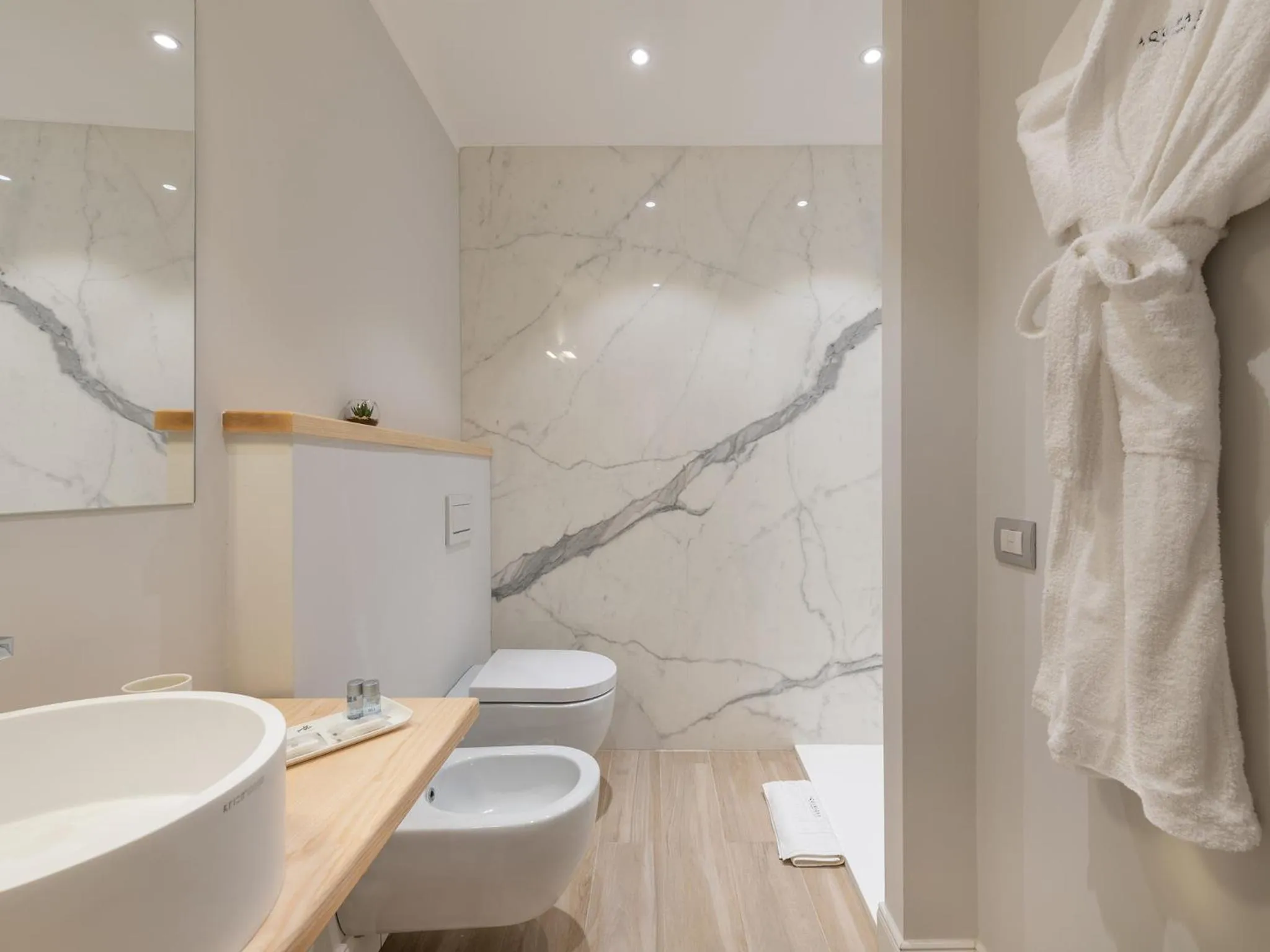 Bathroom in AQUAMADRE Suites