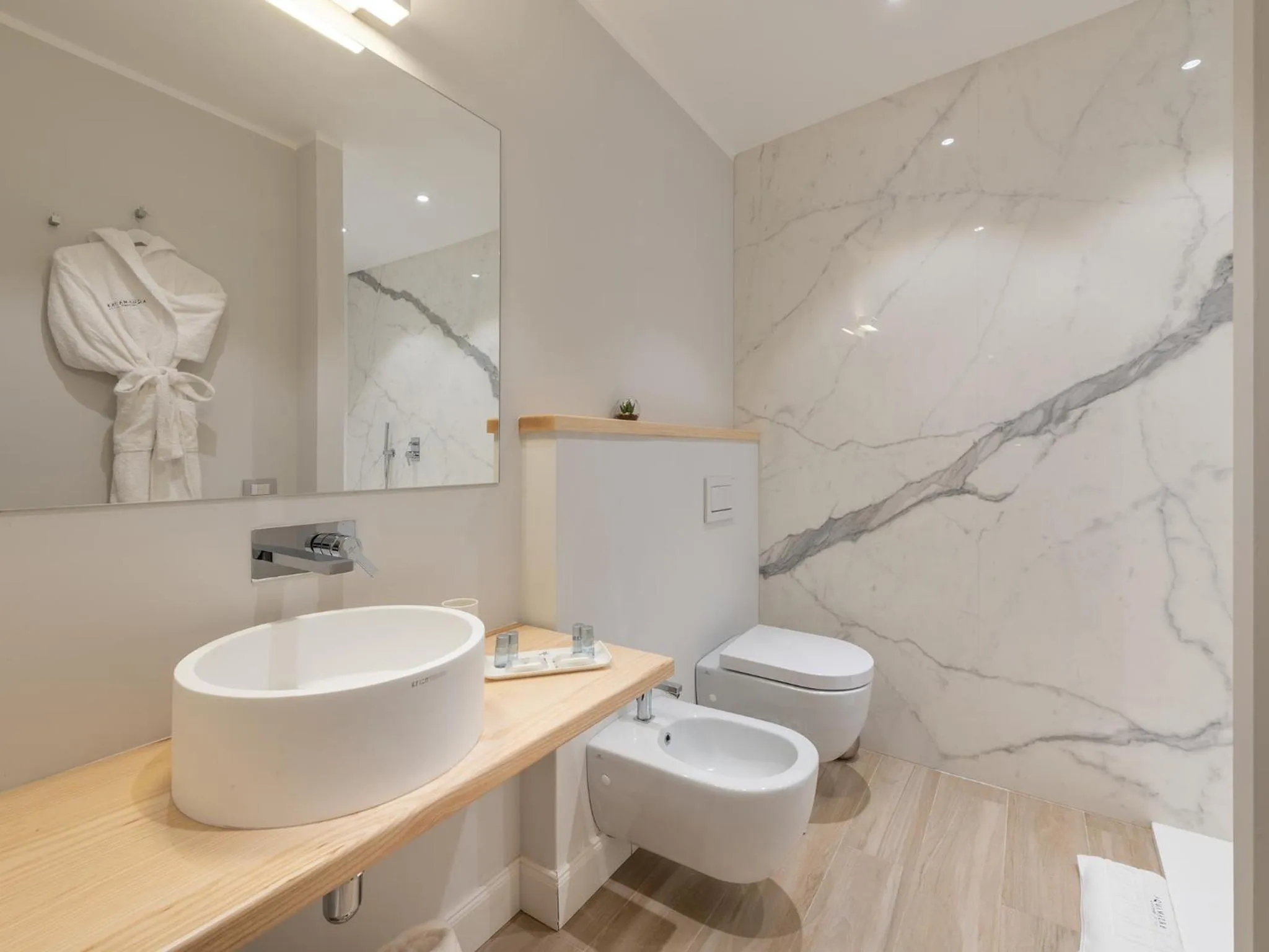 Bathroom in AQUAMADRE Suites