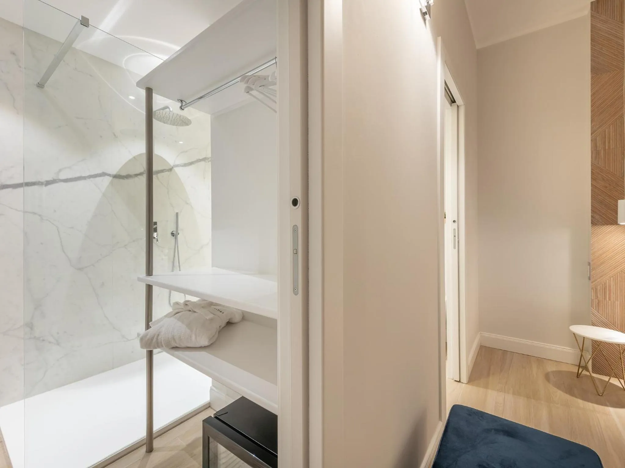 Bathroom in AQUAMADRE Suites