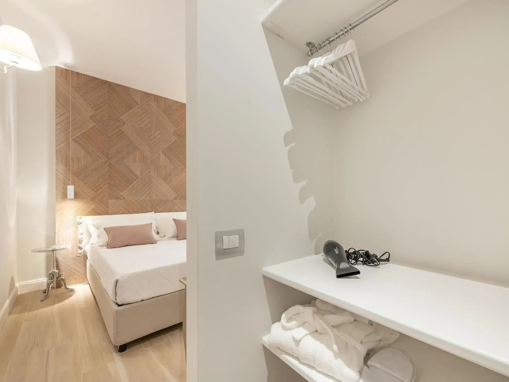 Bedroom, Bed in AQUAMADRE Suites Bedroom, Bed in AQUAMADRE Suites