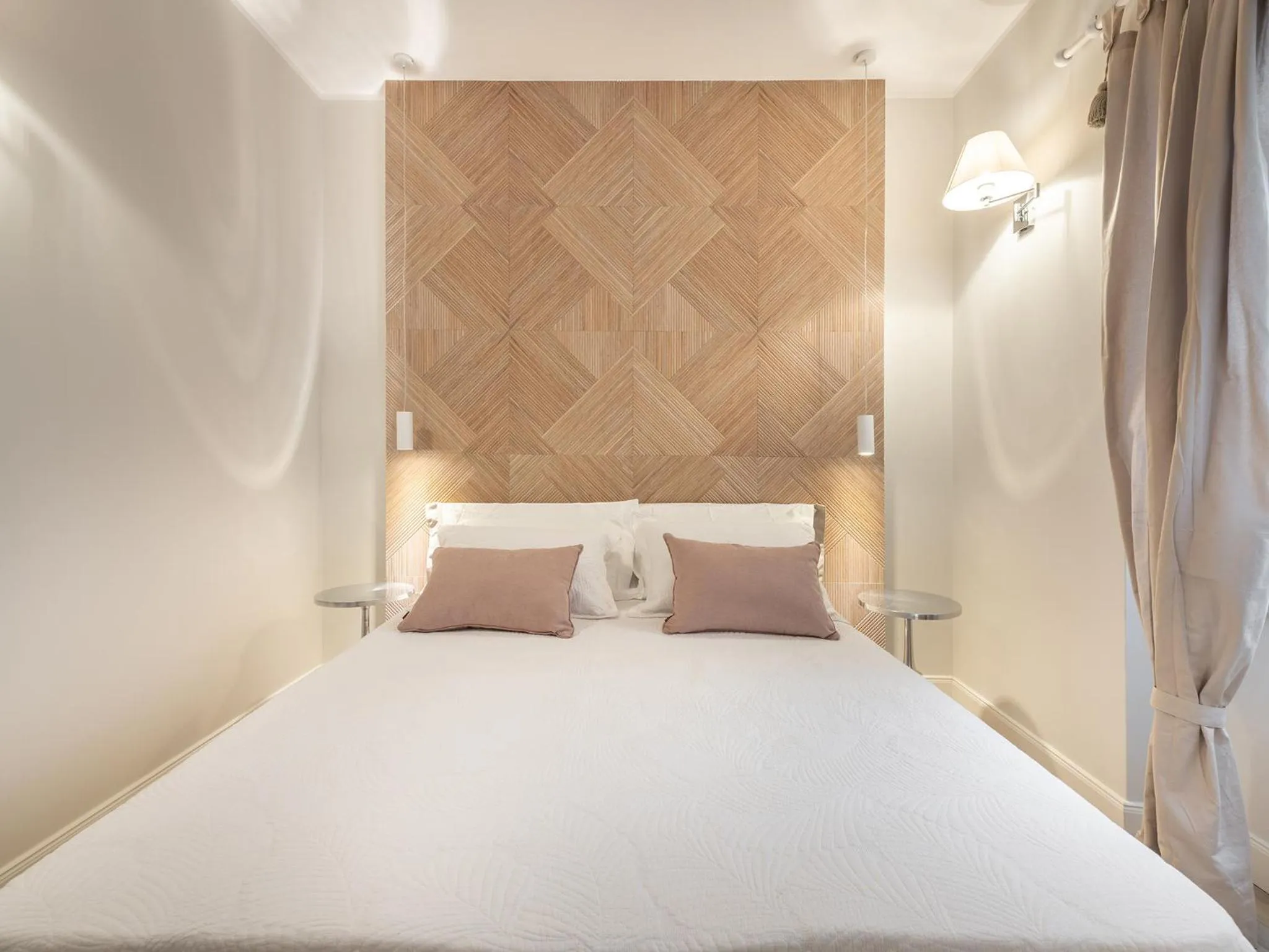 Bedroom, Bed in AQUAMADRE Suites