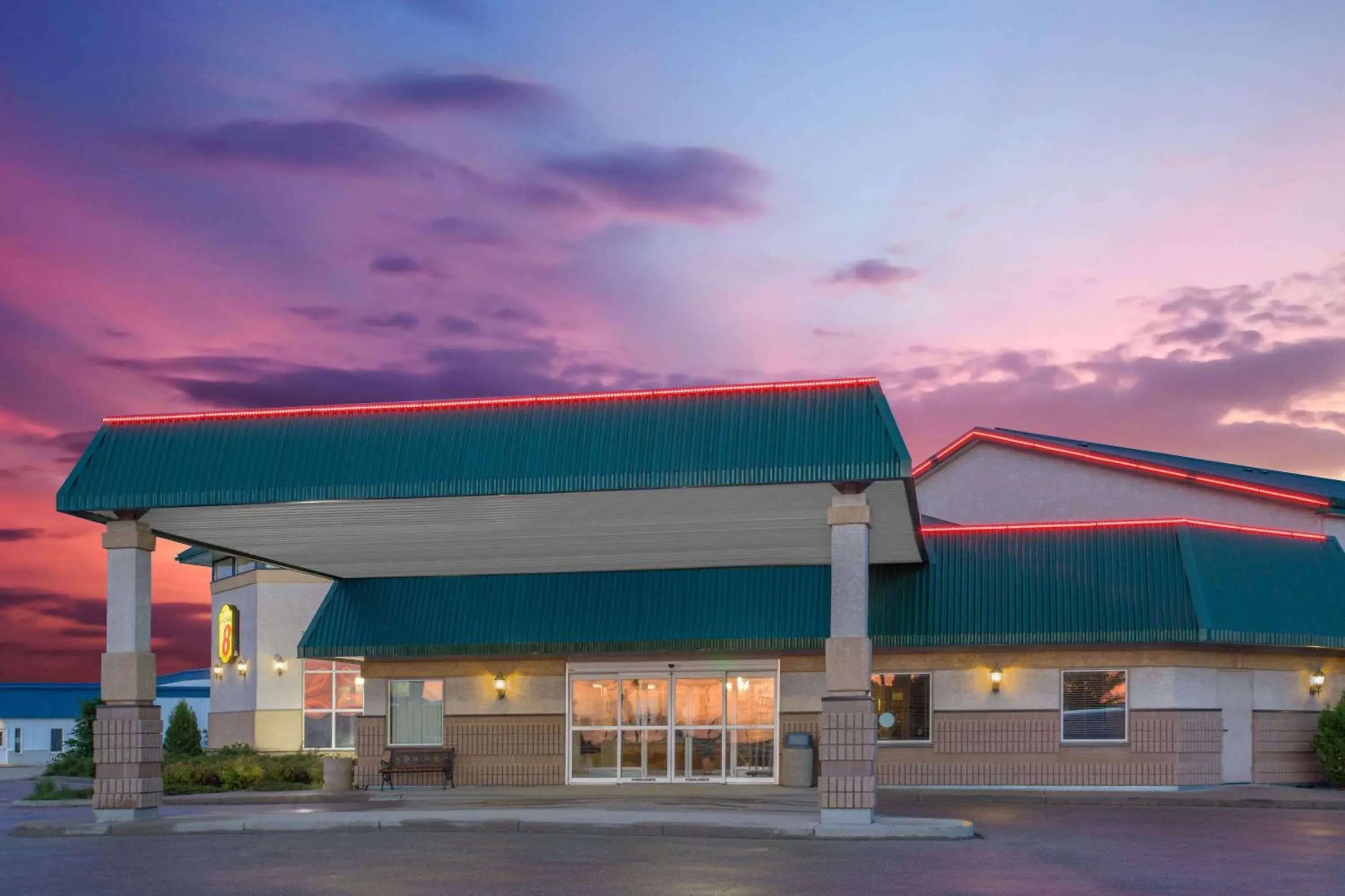 Property building in Super 8 by Wyndham Portage La Prairie MB Property building in Super 8 by Wyndham Portage La Prairie MB