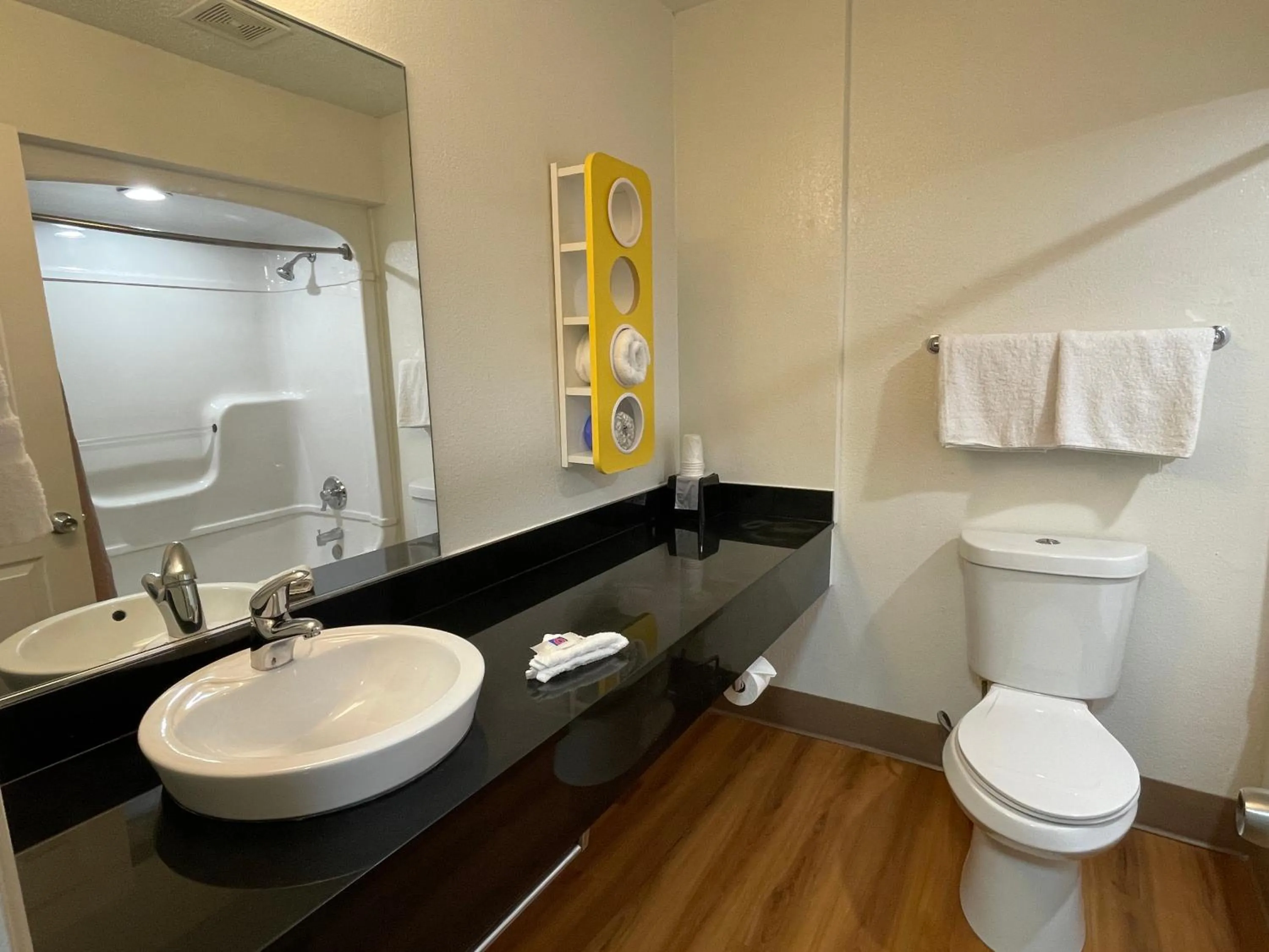 Bathroom in Motel 6-Duncanville, TX - Dallas