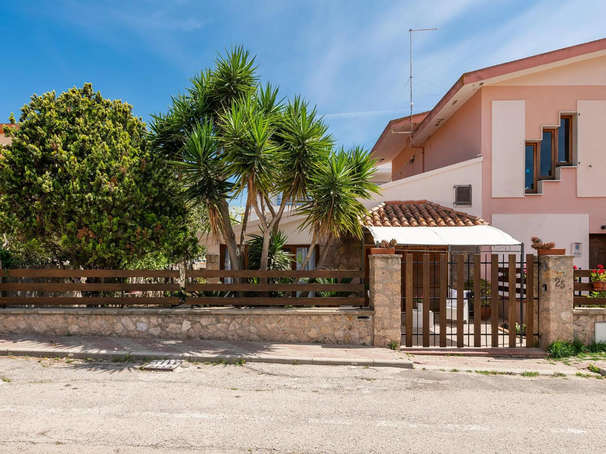 Facade/entrance in Villa Iole Apartment