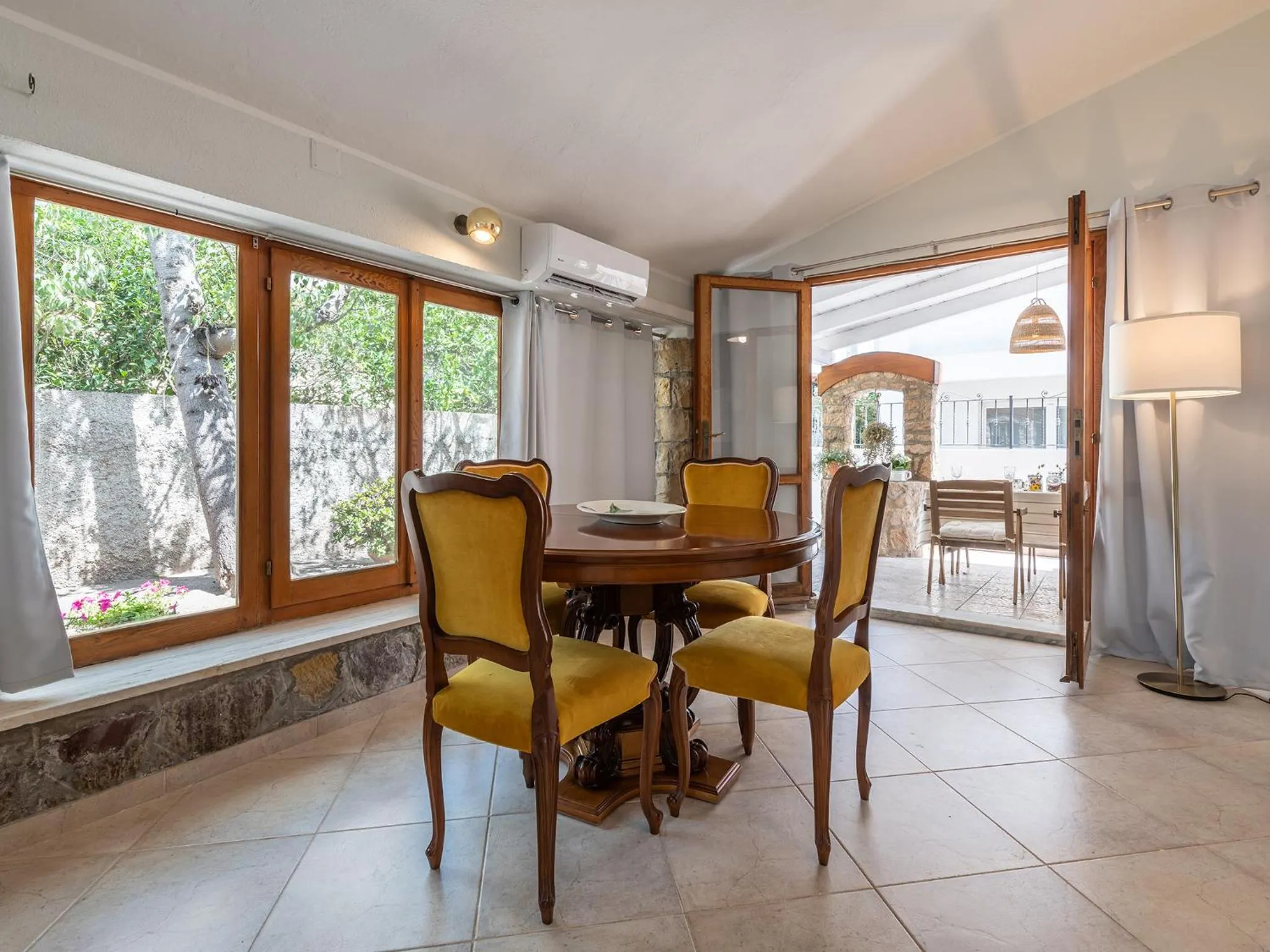 Dining area in Villa Iole Apartment