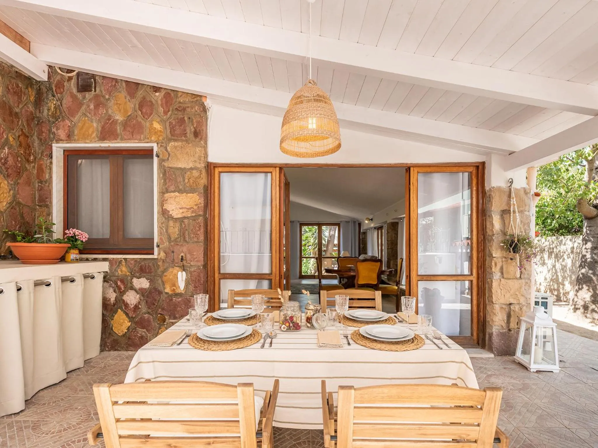 Garden in Villa Iole Apartment