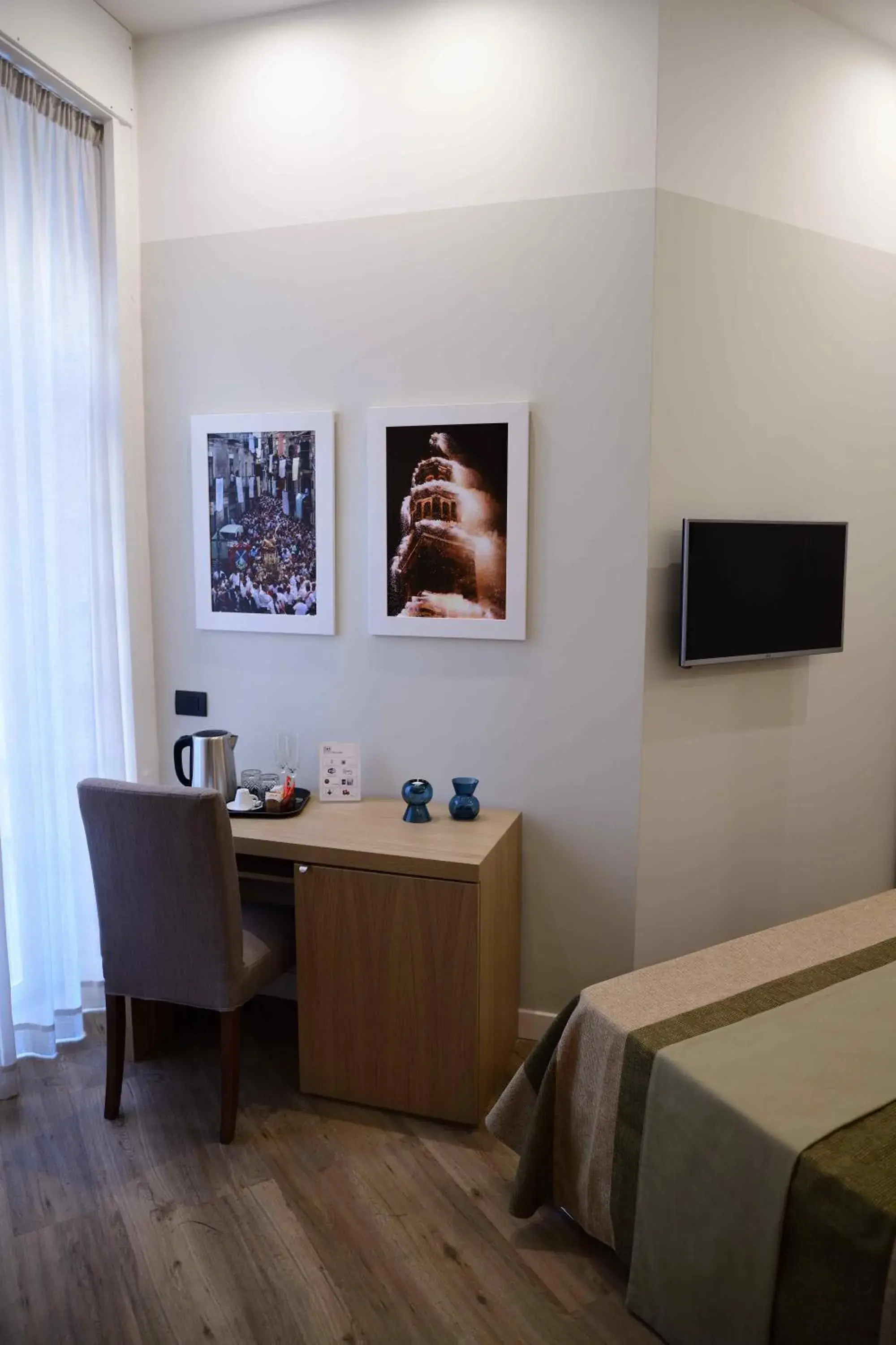 Double Room with Balcony in 50 SUITE Guesthouse Double Room with Balcony in 50 SUITE Guesthouse