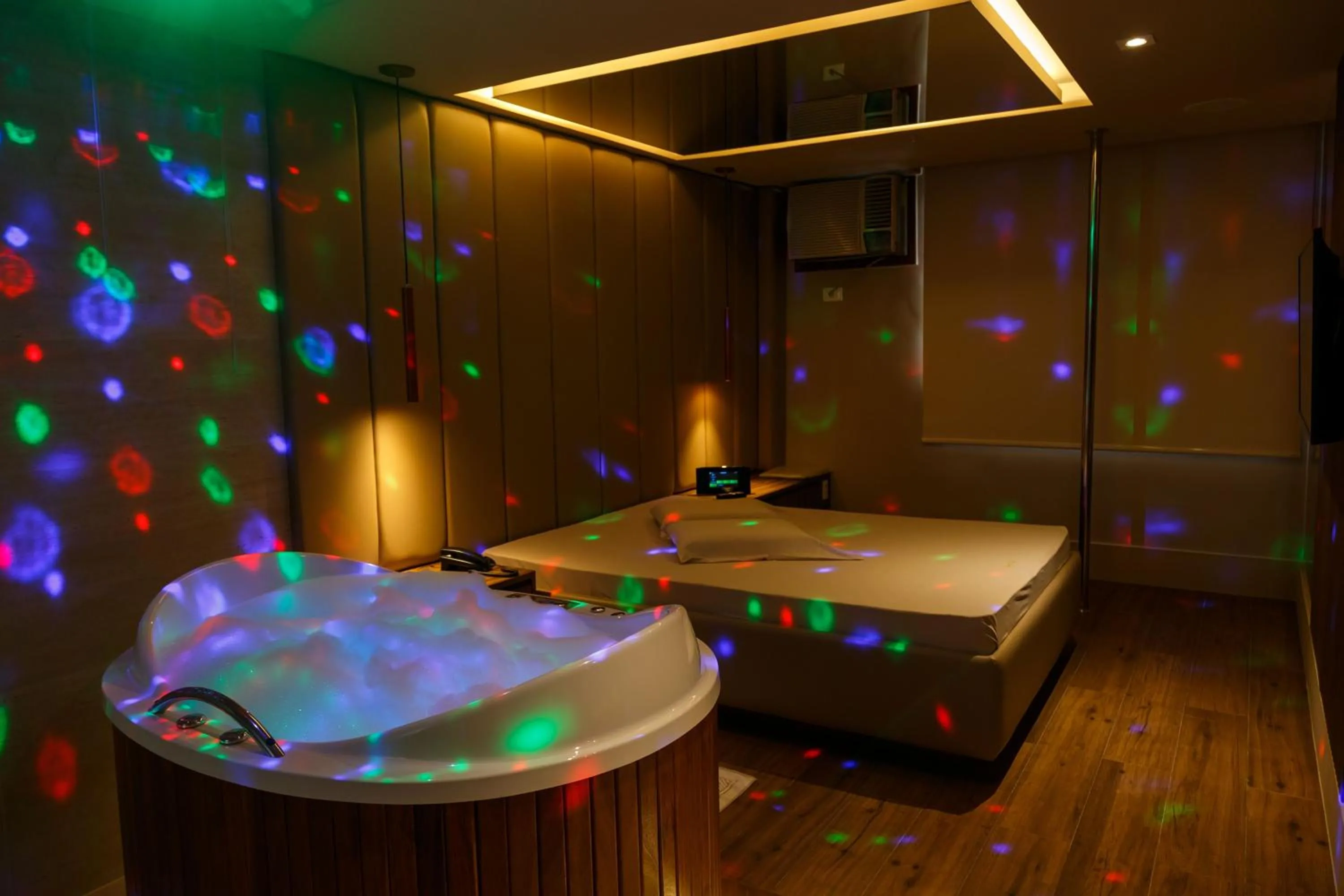 Love Time Hotel (Adult Only)