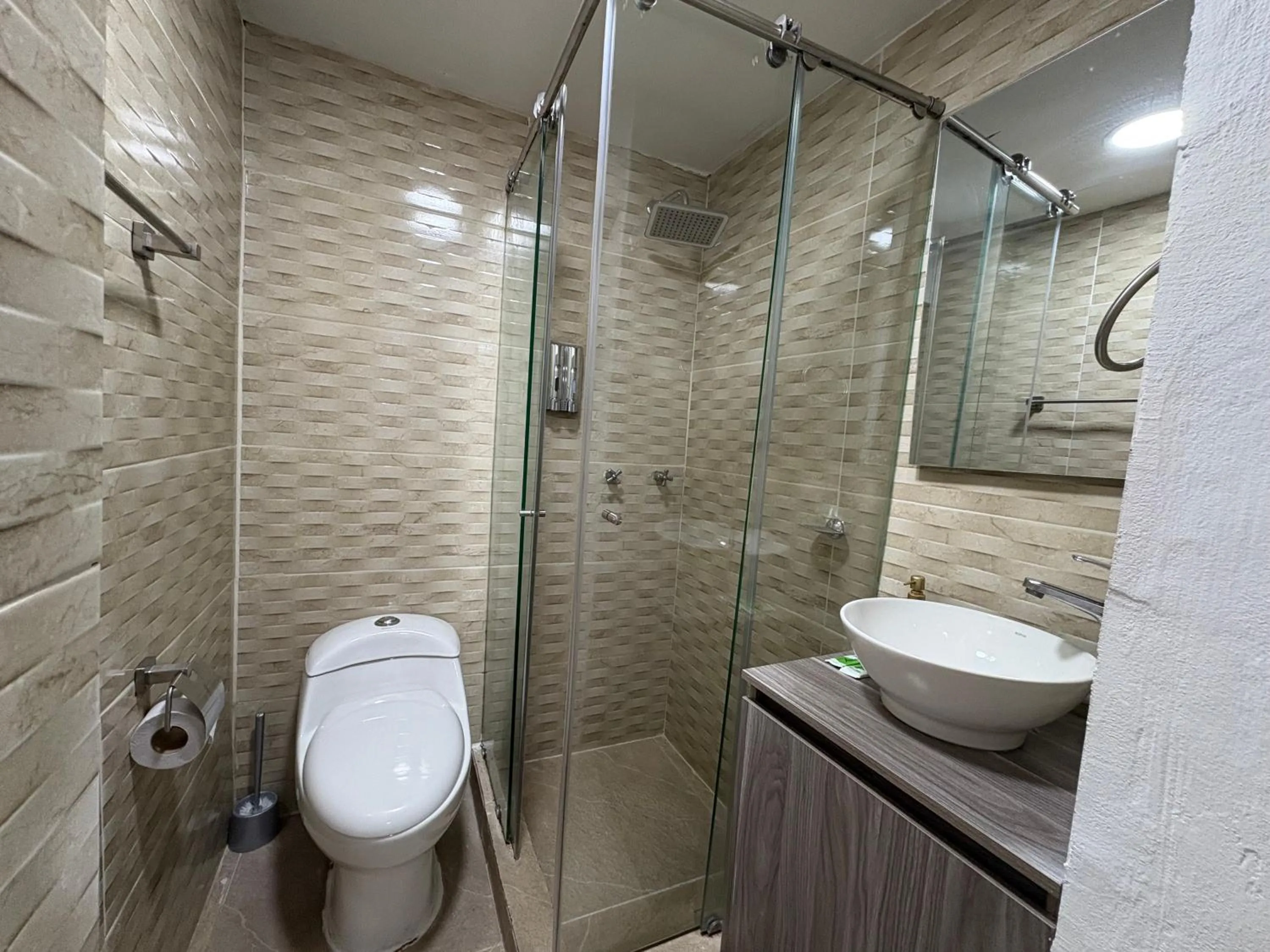 Shower in Hotel AT THE PARK